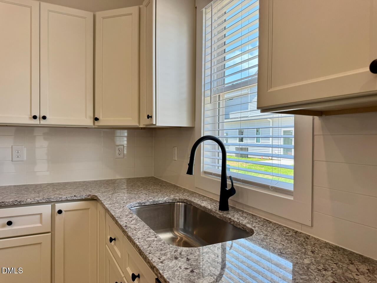 218 George Street Property Photo 10