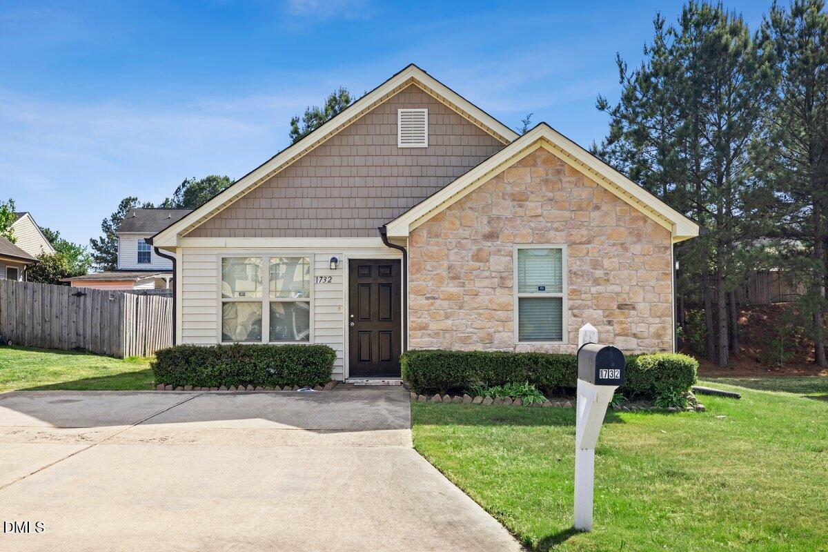 1732 Great Bend Drive Property Photo 2