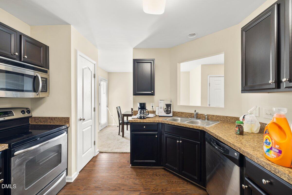 1732 Great Bend Drive Property Photo 10