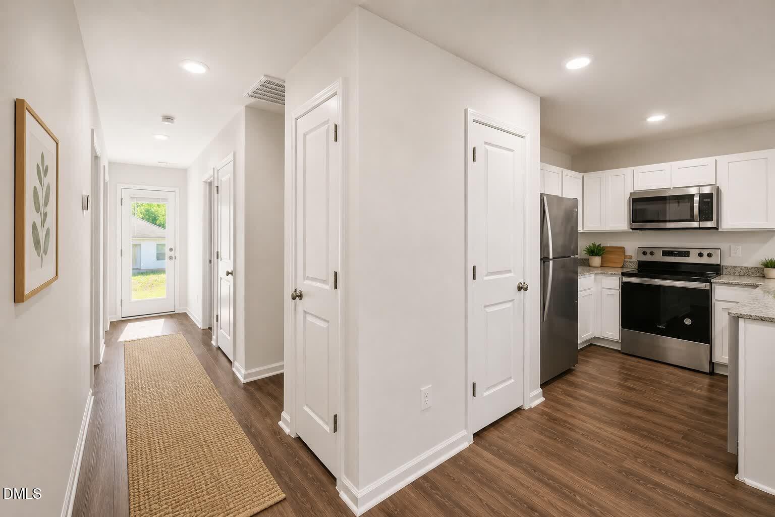 331 Peacock Circle Property Photo 9