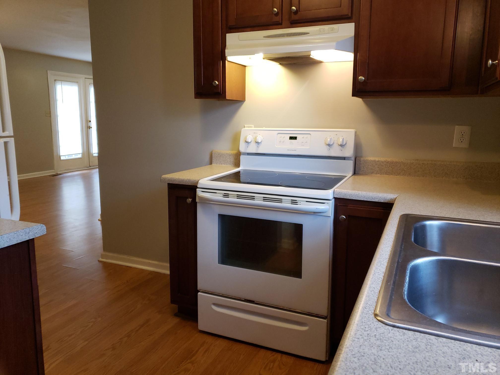 207 Meadow Property Photo 6