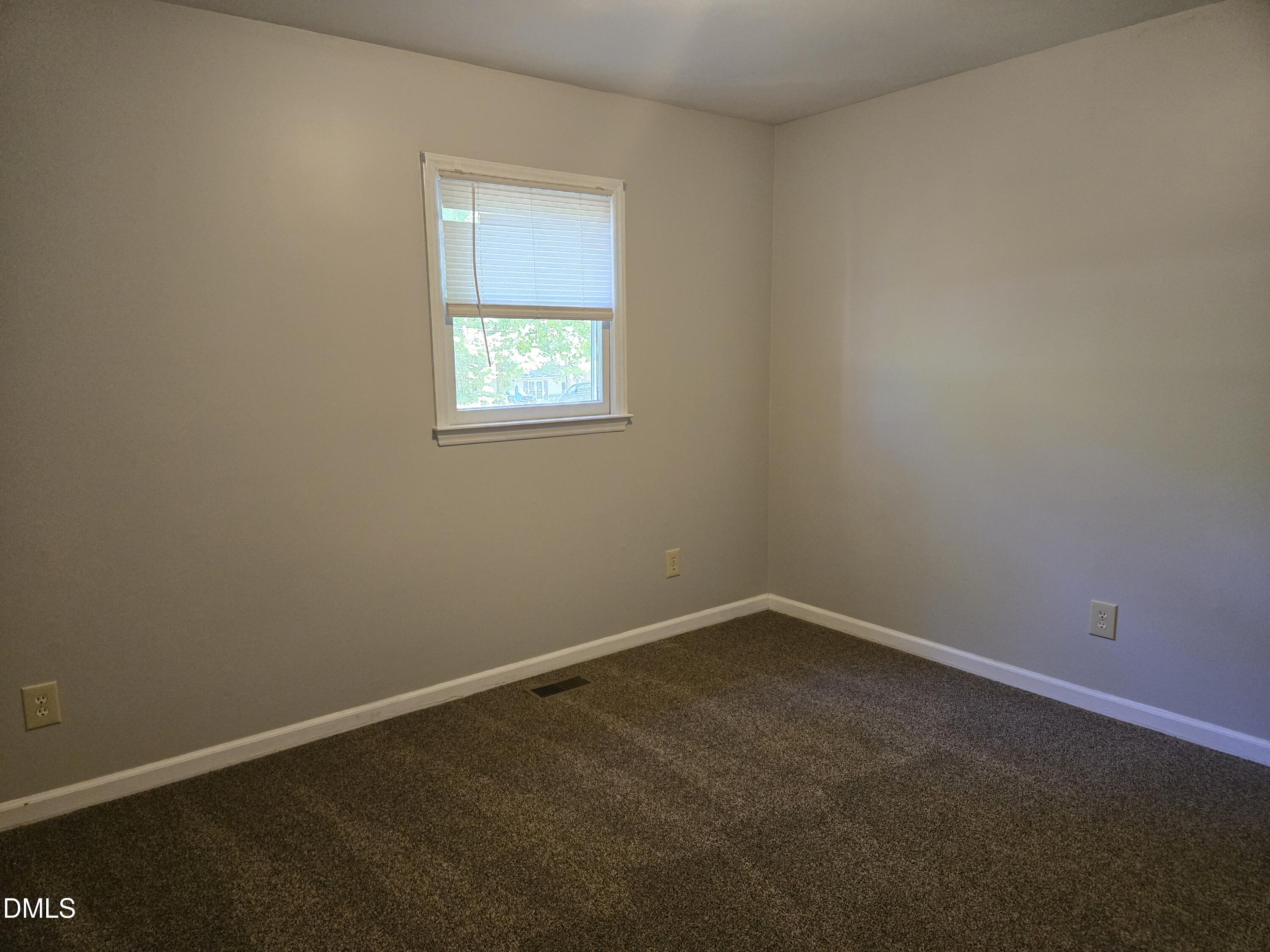 207 Meadow Property Photo 13