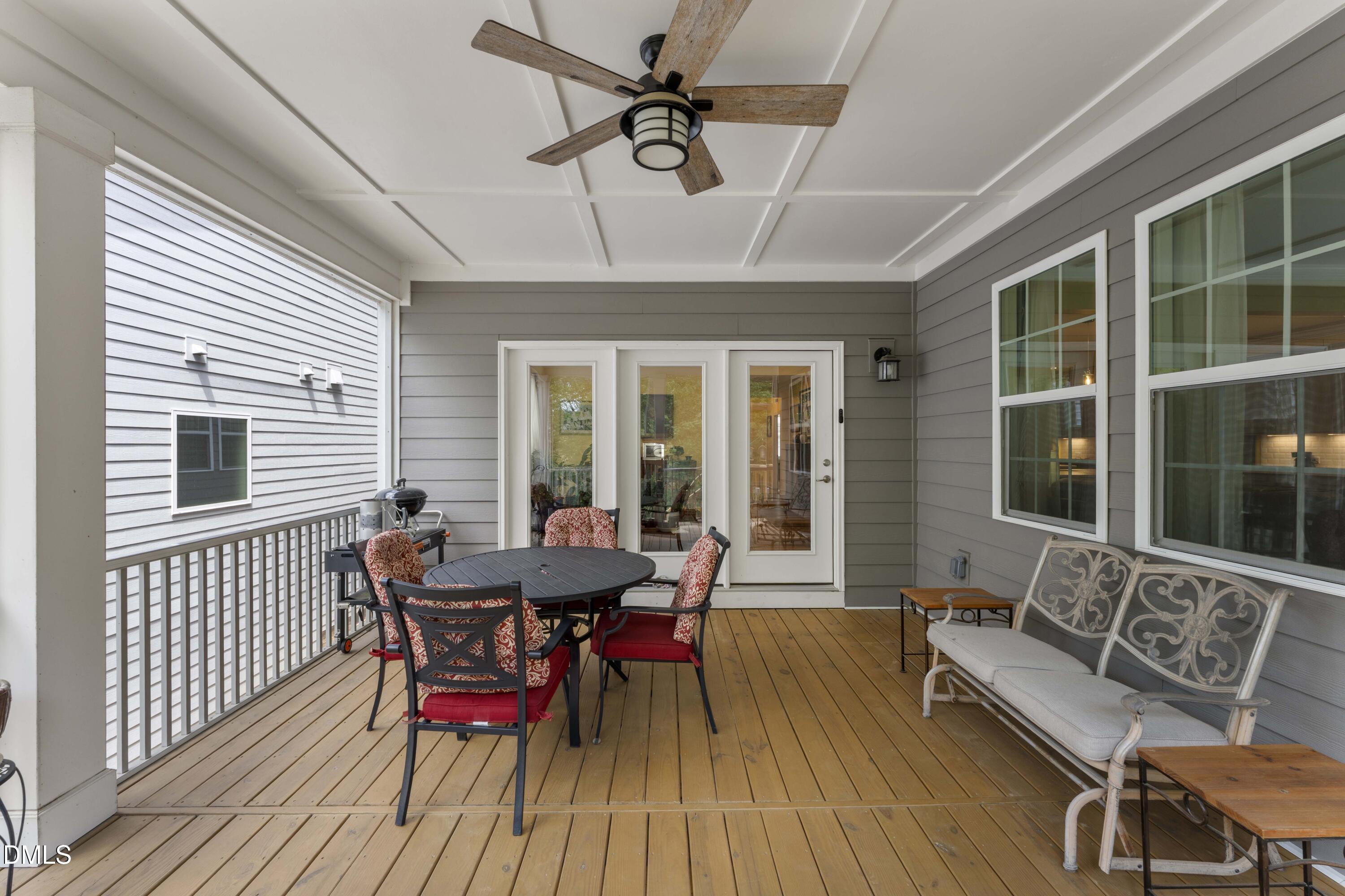 150 English Violet Lane Property Photo 31