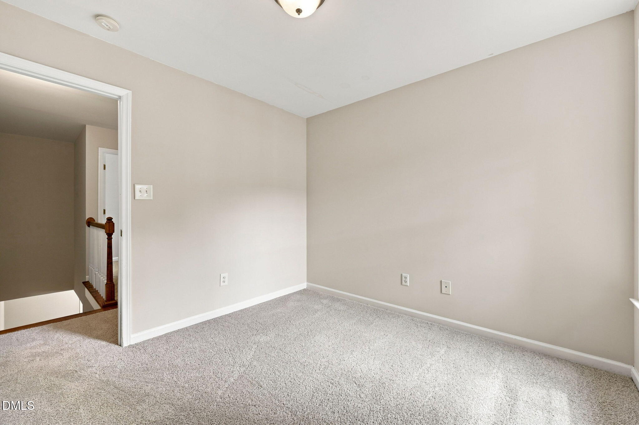 120 Blackthorne Court Property Photo 18