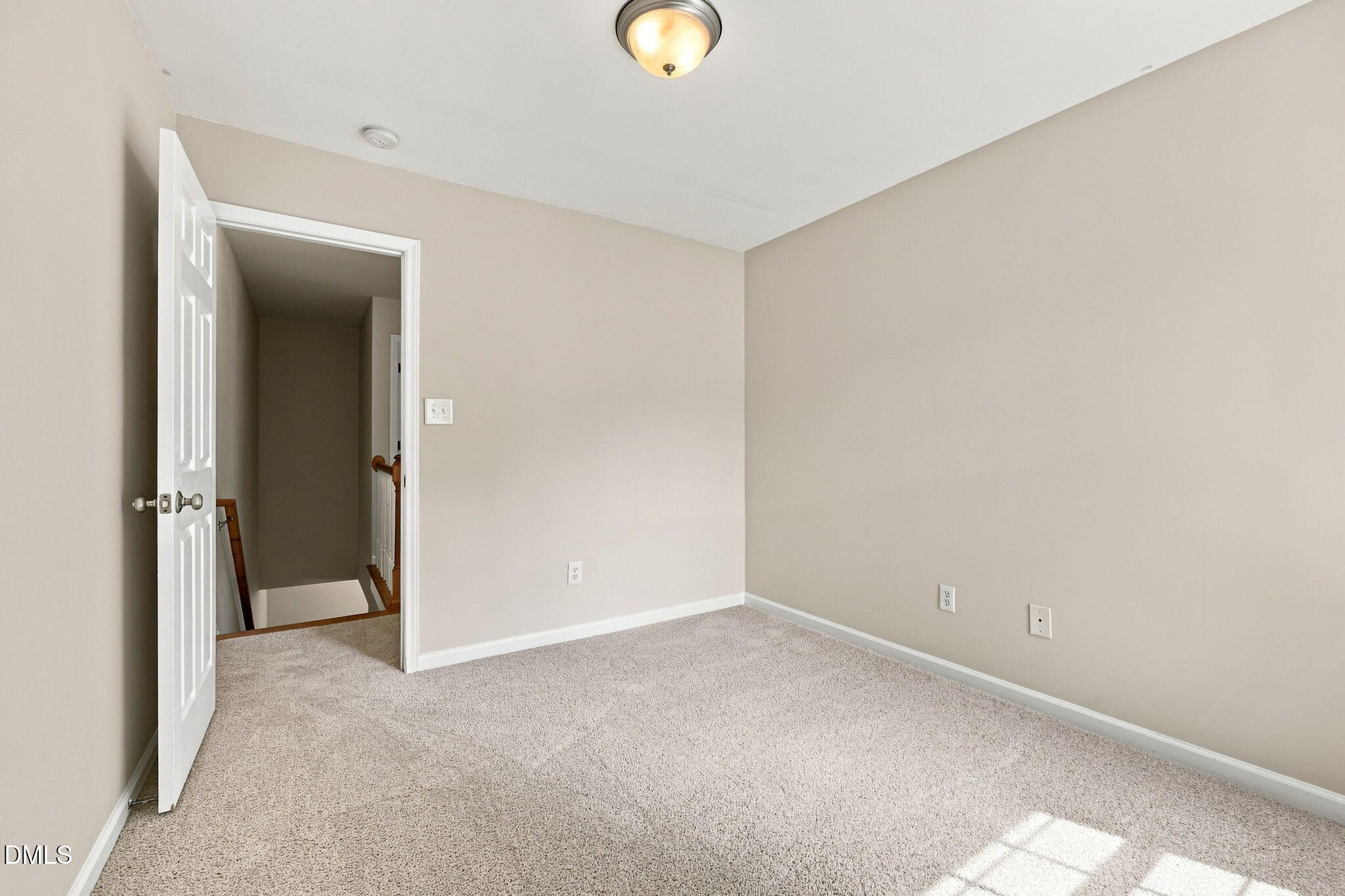120 Blackthorne Court Property Photo 19
