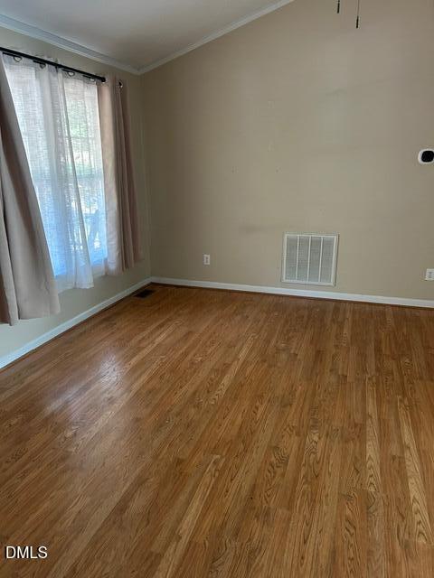 2910 Brittany Drive Property Photo 3