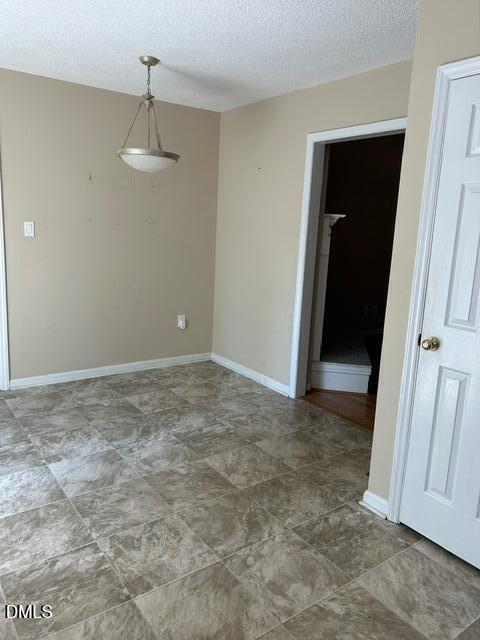 2910 Brittany Drive Property Photo 9