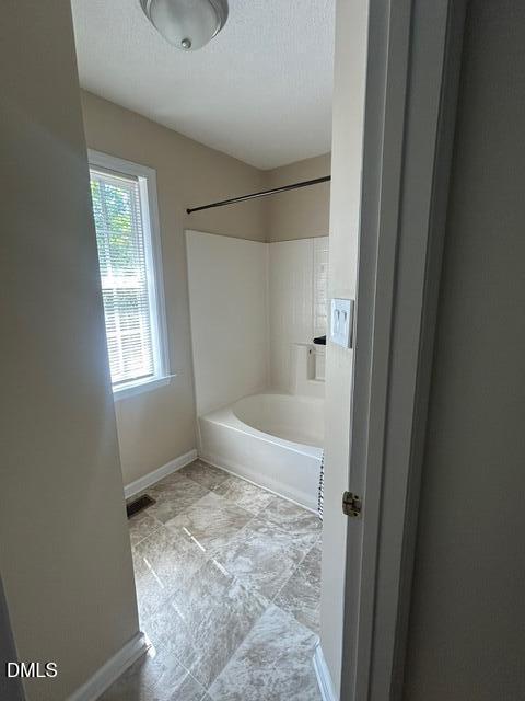 2910 Brittany Drive Property Photo 14