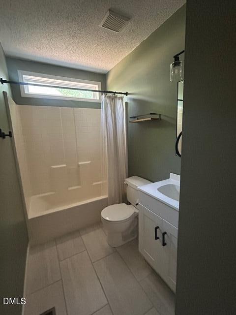 2910 Brittany Drive Property Photo 19