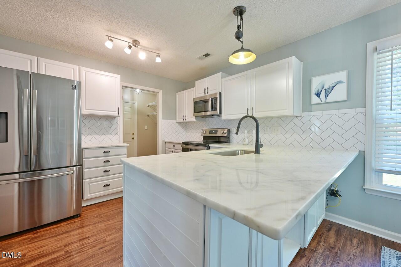3103 Broomsedge Way Property Photo 9