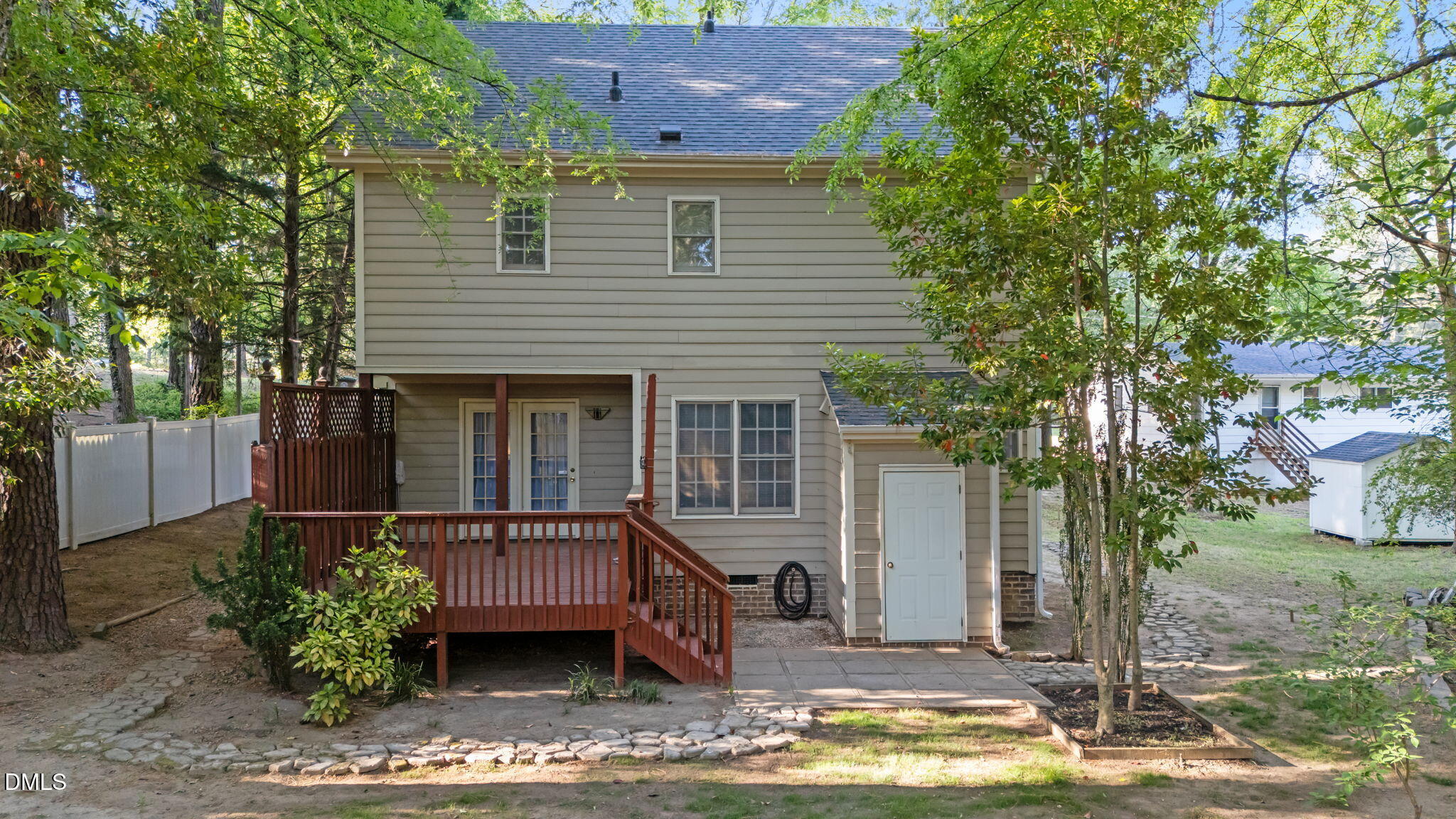 1642 Wake Drive Property Photo 4