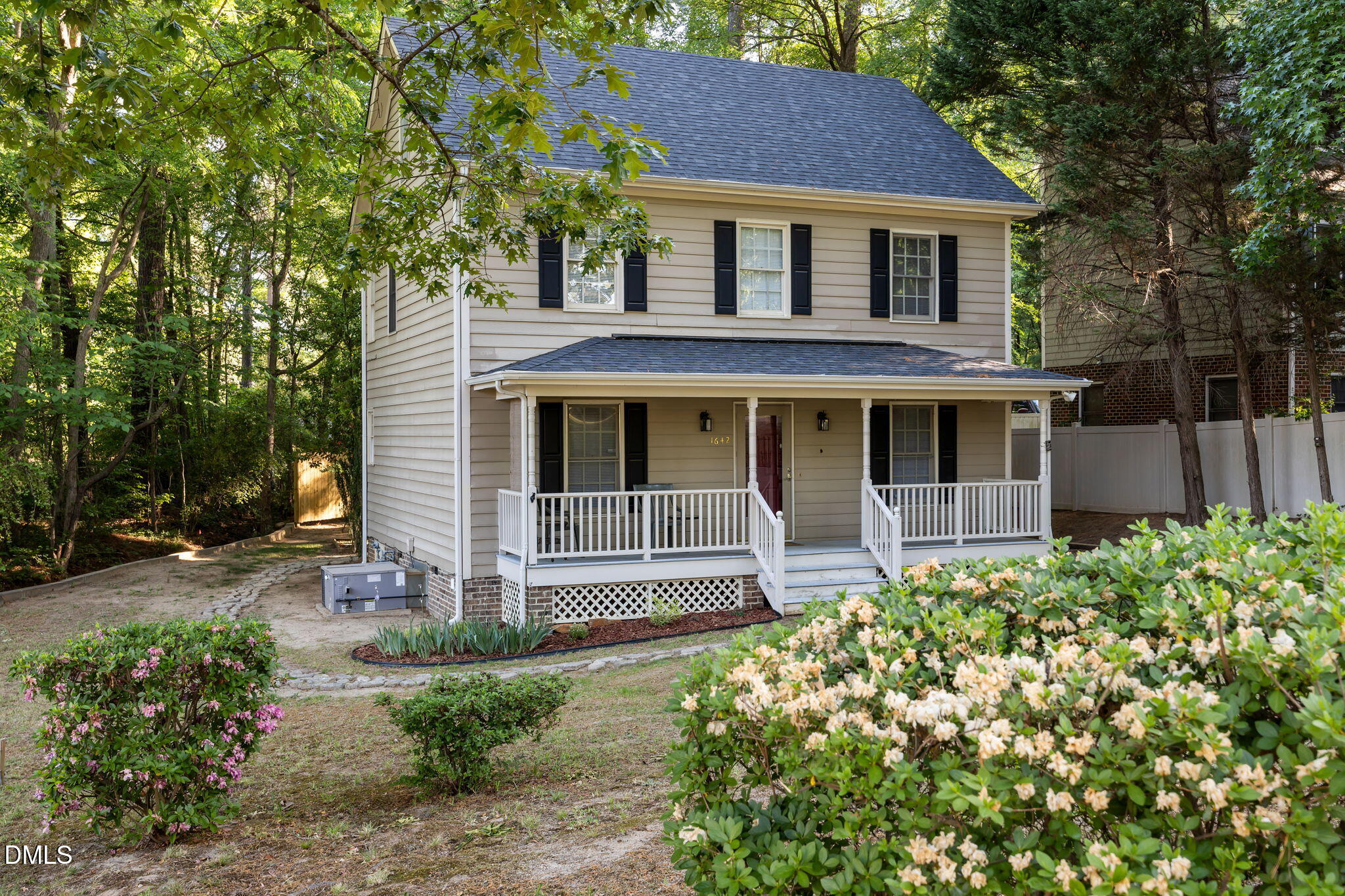 1642 Wake Drive Property Photo 22