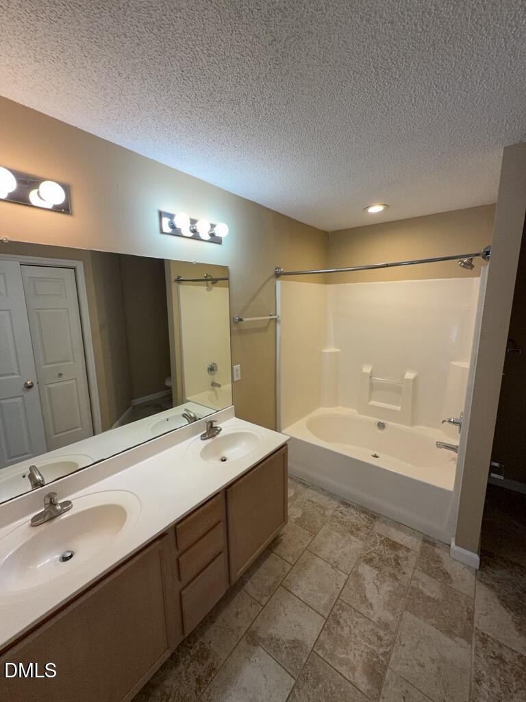4415 Antique Lane Property Photo 13
