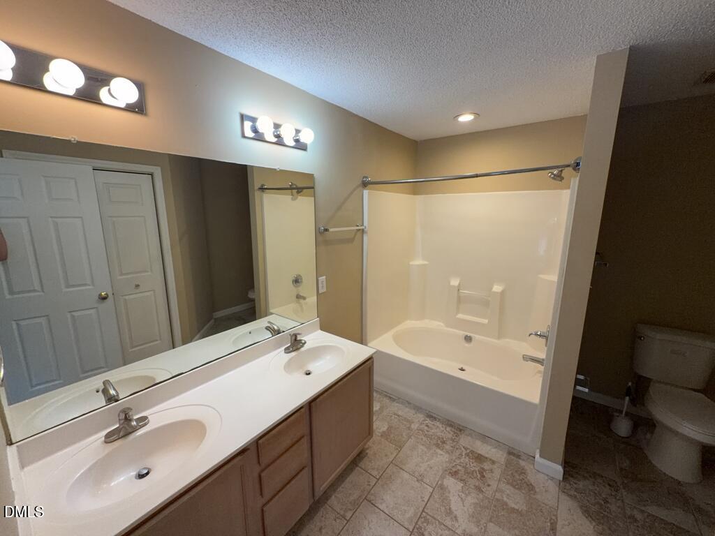 4415 Antique Lane Property Photo 14
