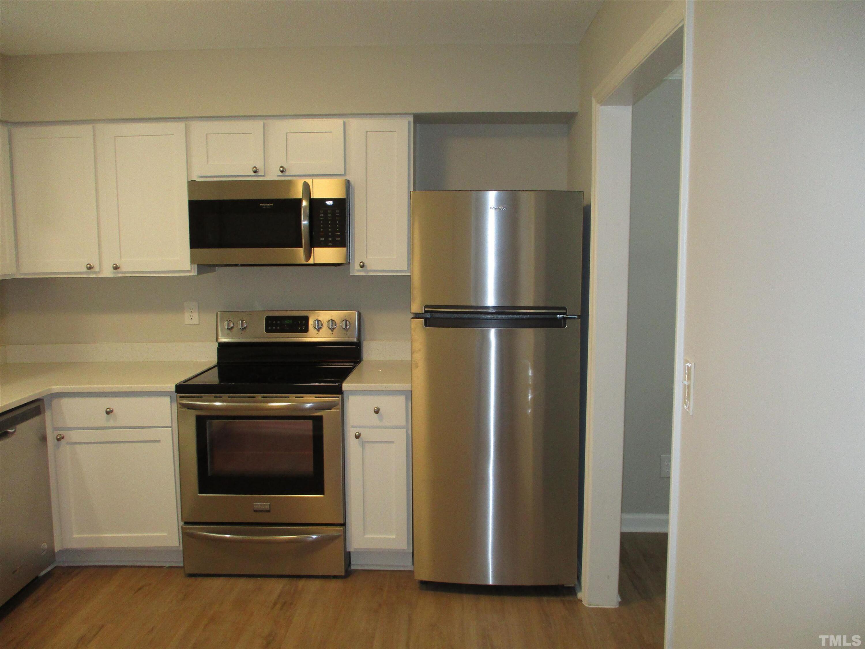 6435 New Market Way Property Photo 4