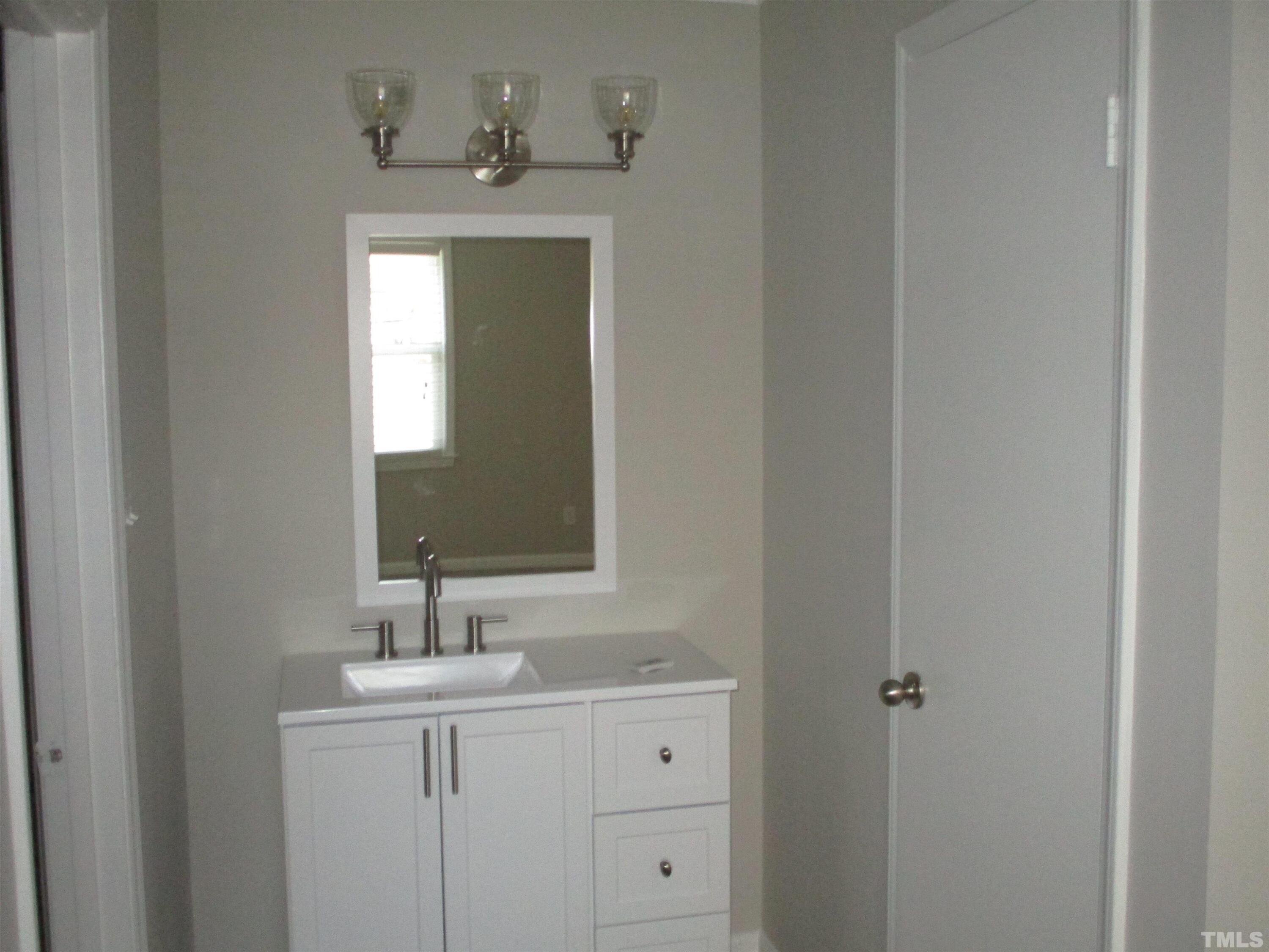 6435 New Market Way Property Photo 9