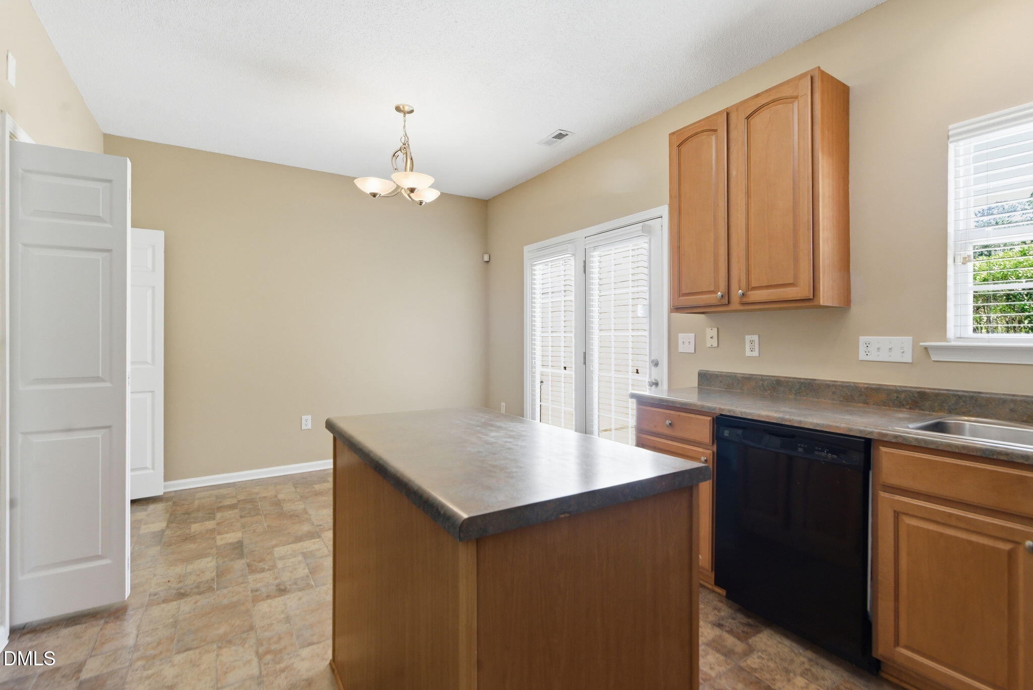 2904 Gross Avenue Property Photo 17