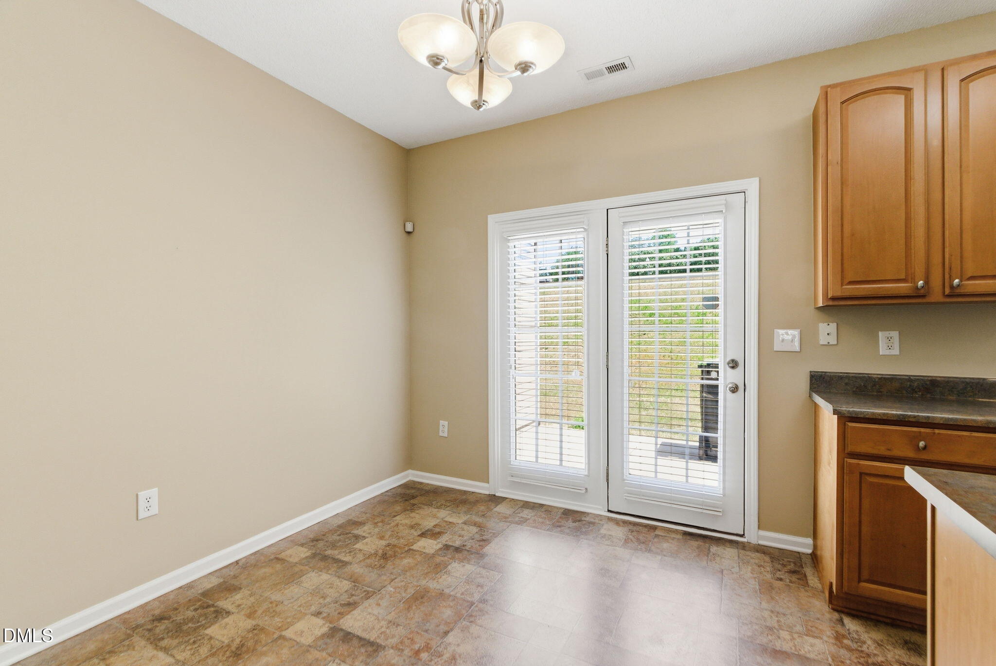 2904 Gross Avenue Property Photo 18