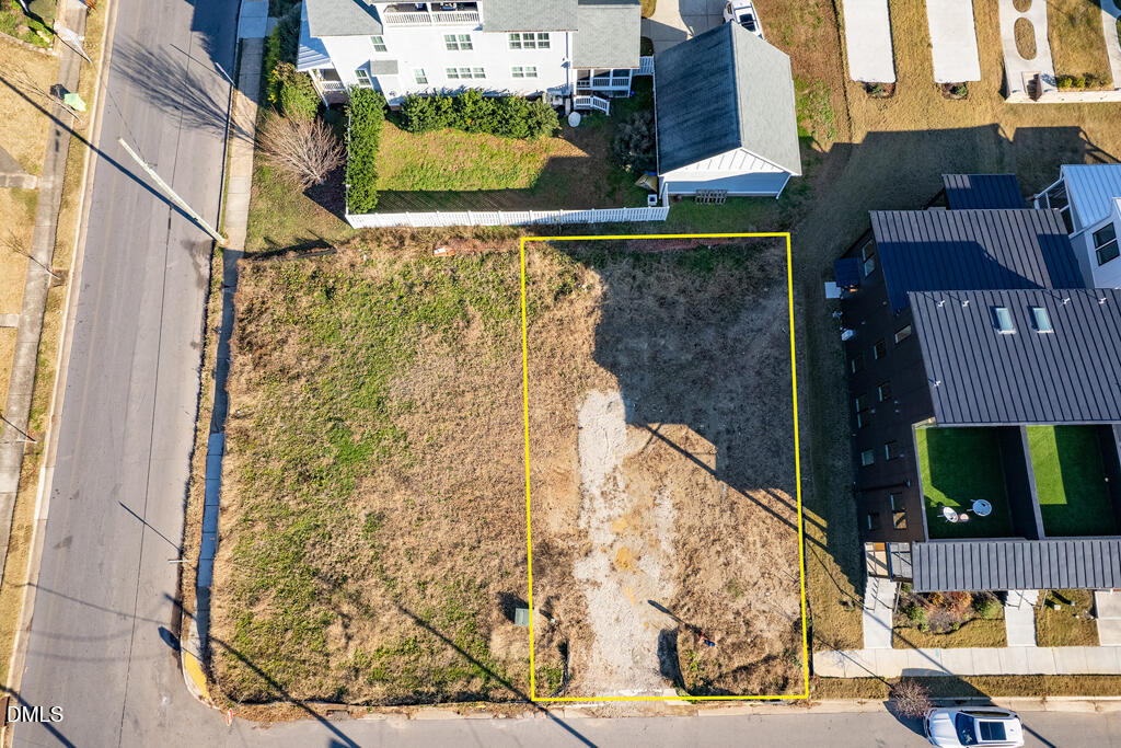 405 Alston Street Property Photo 15