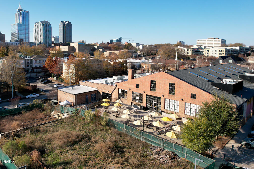 405 Alston Street Property Photo 19