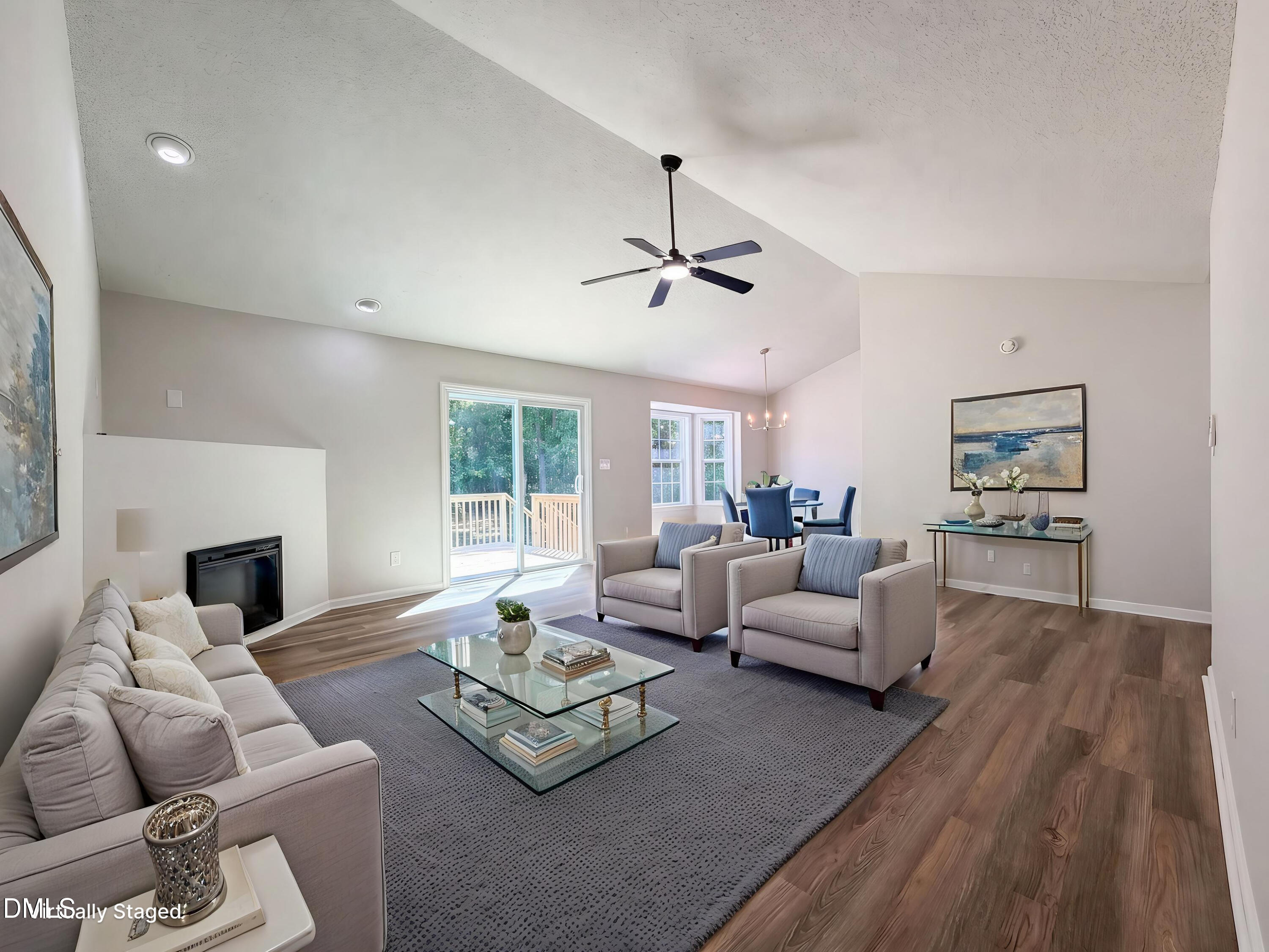 131 Sommerset Drive Property Photo 4