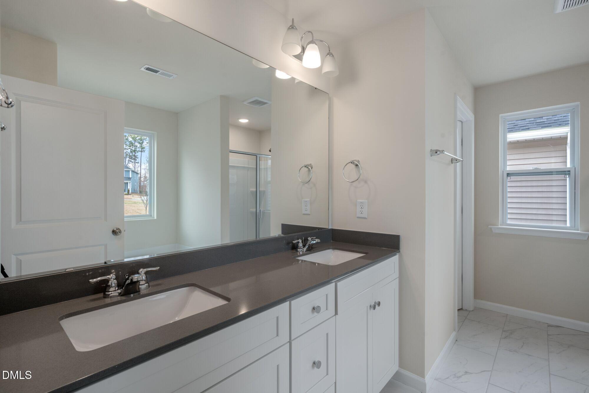 112 Sprenger Street Property Photo 28
