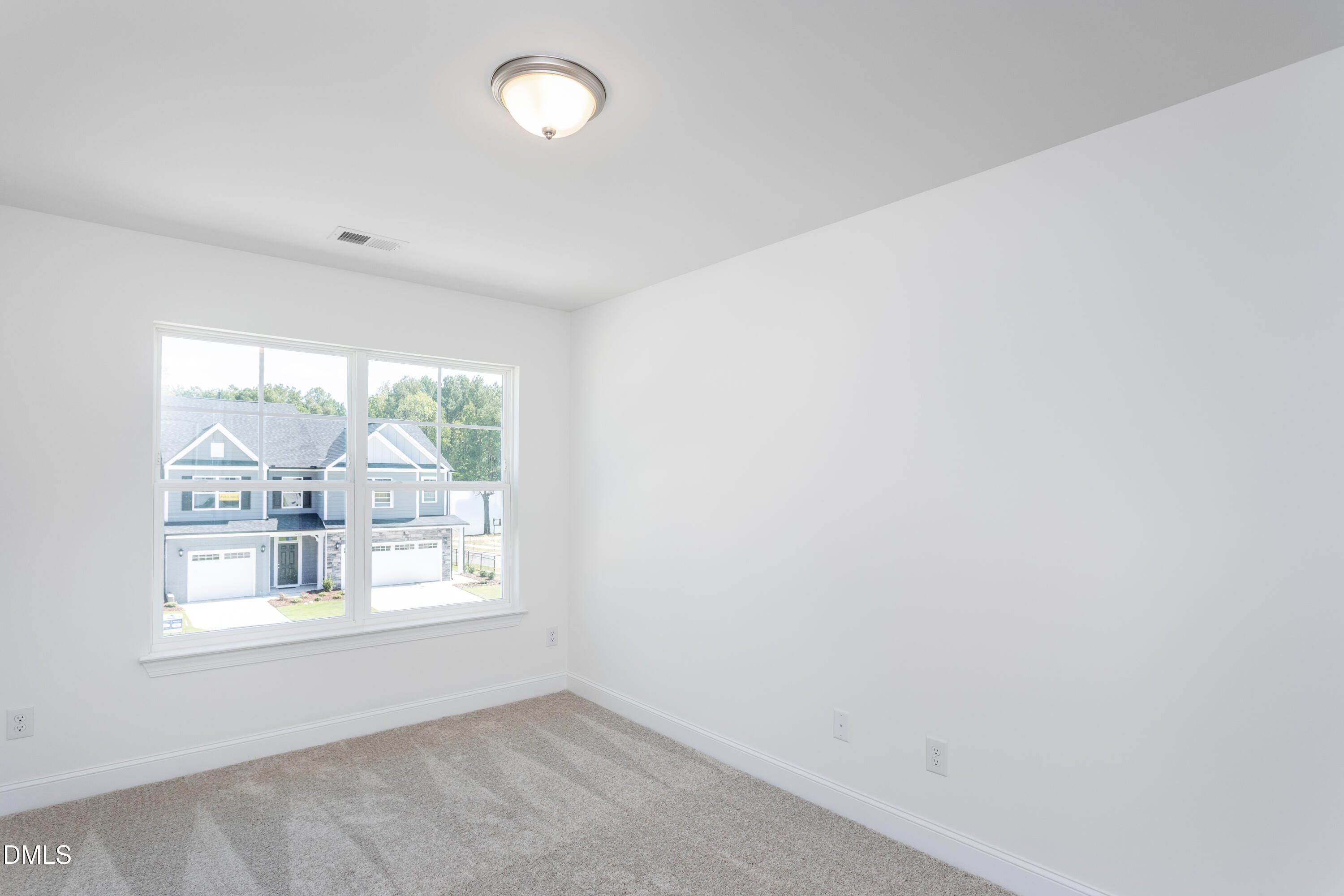5403 Running Fox Lane Property Photo 5
