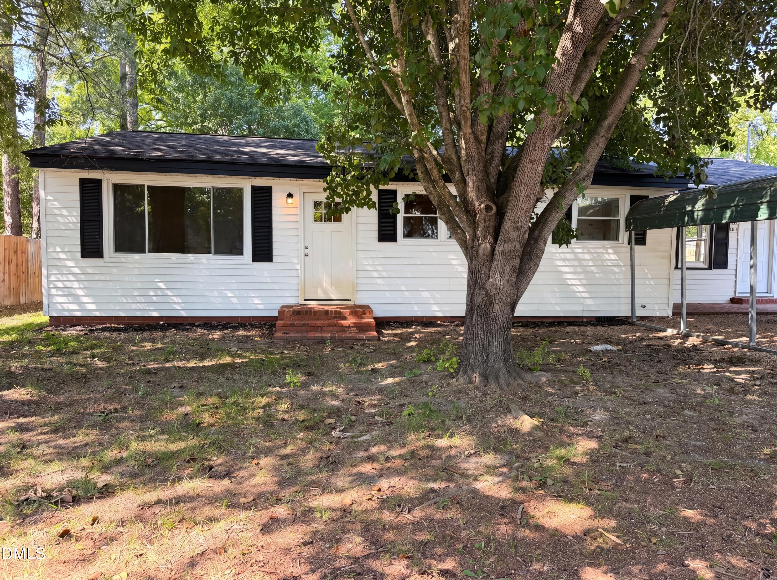 107 Starling Street Property Photo 1