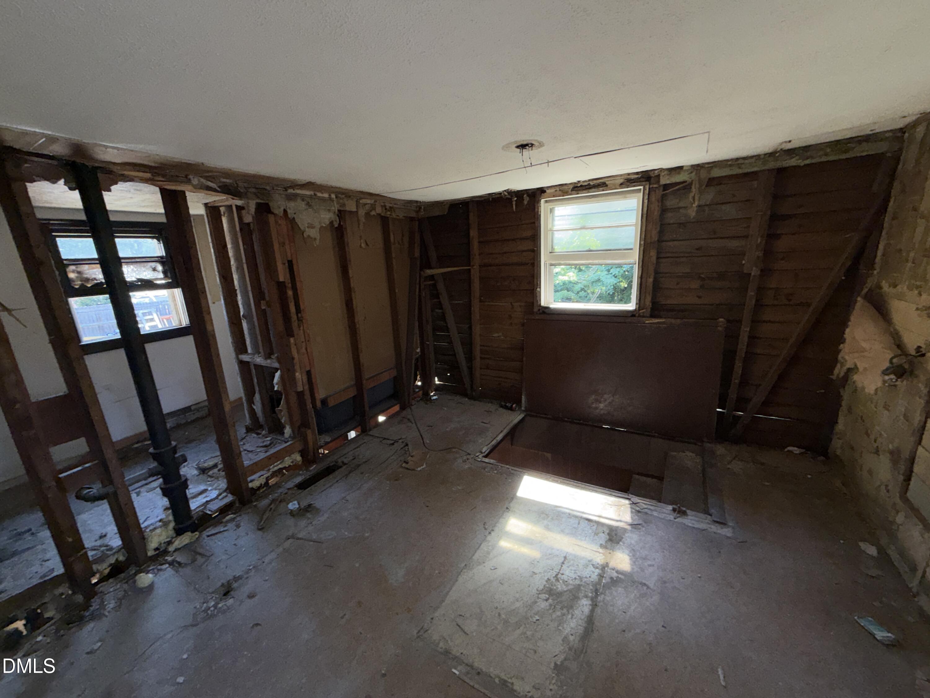 1106 N Guthrie Avenue Property Photo 6