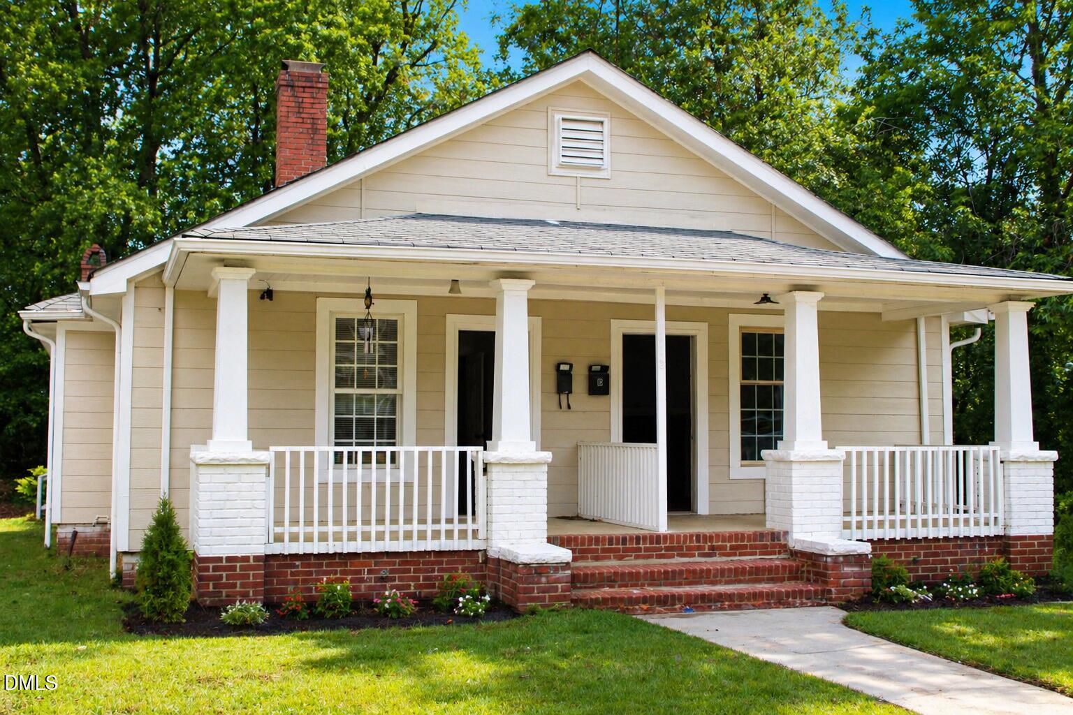 313 N Hyde Park Avenue Property Photo 1