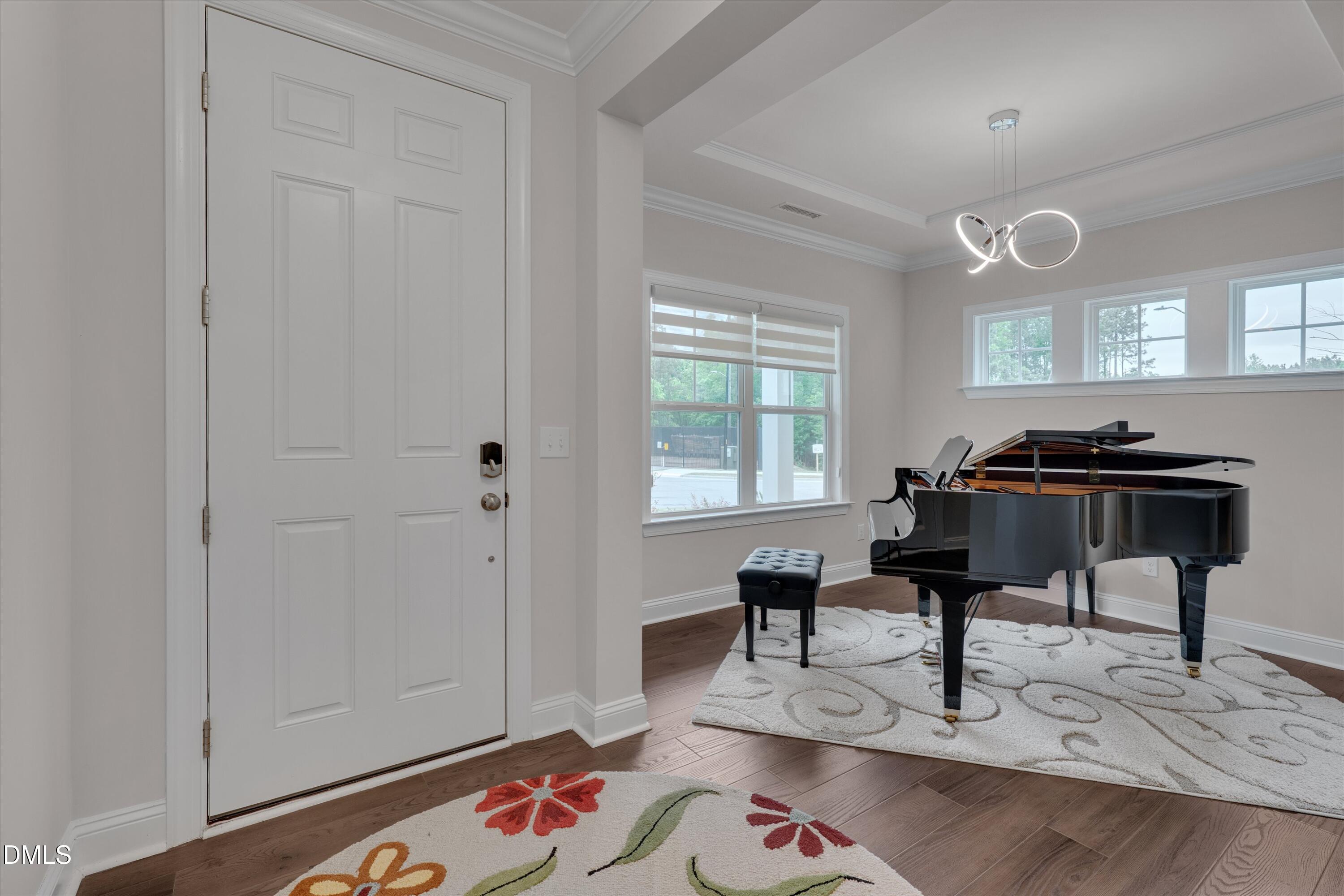 2516 Pikes Peak Drive Property Photo 4