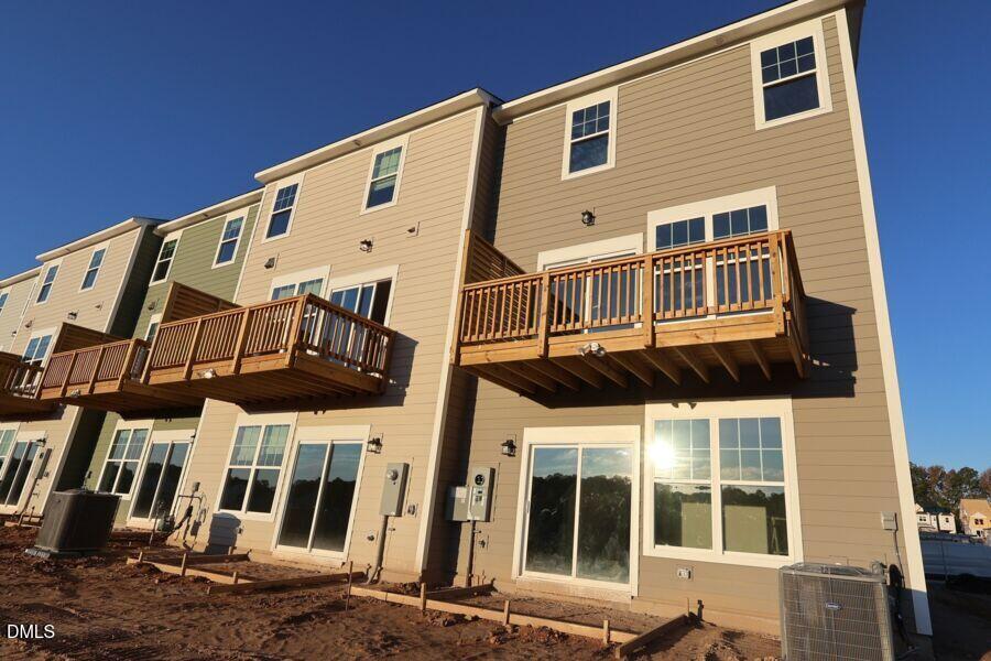 10058 Secluded Garden Drive Property Photo 14