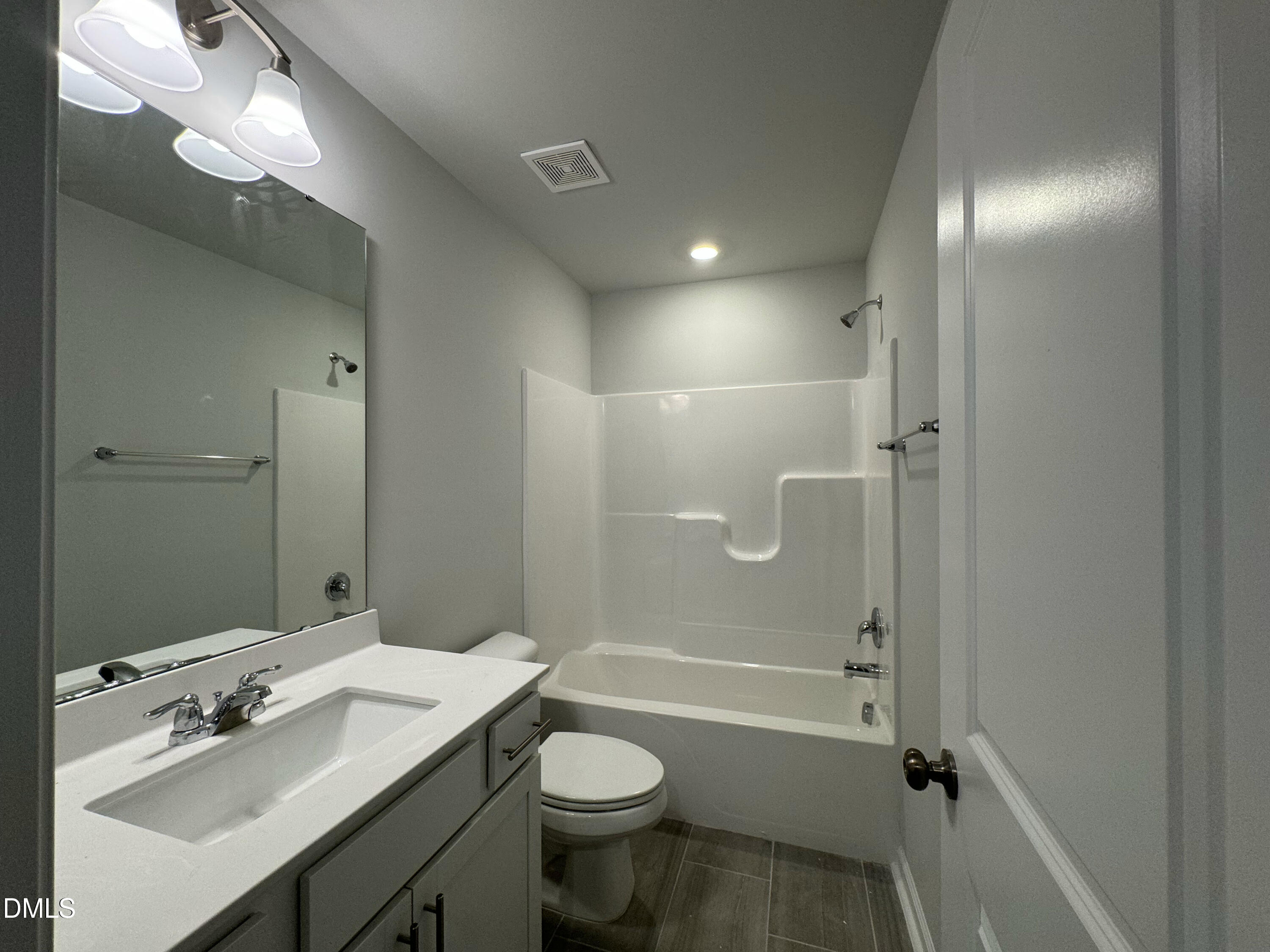5046 Arkose Drive Property Photo 20