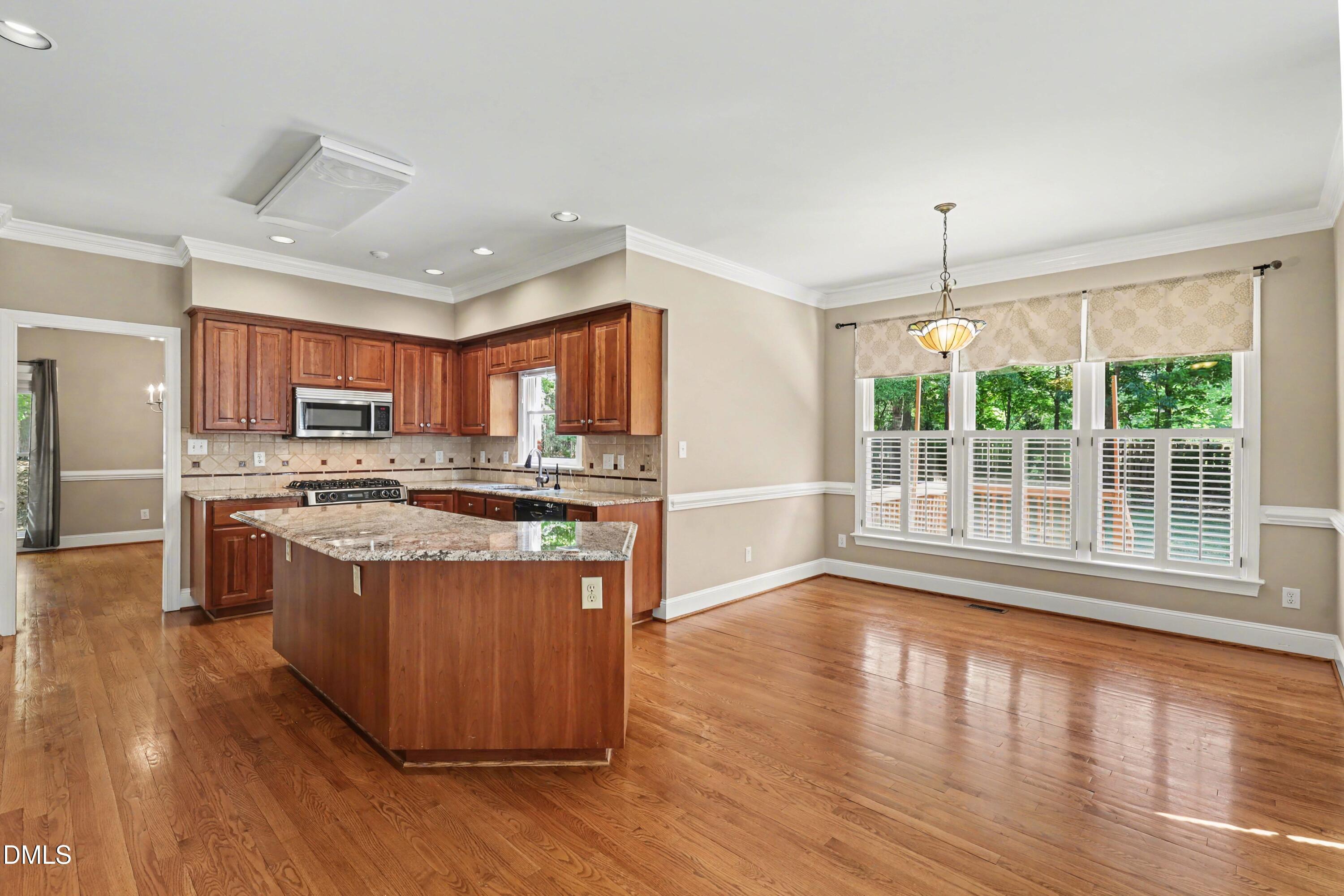 4708 Bartwood Drive Property Photo 11