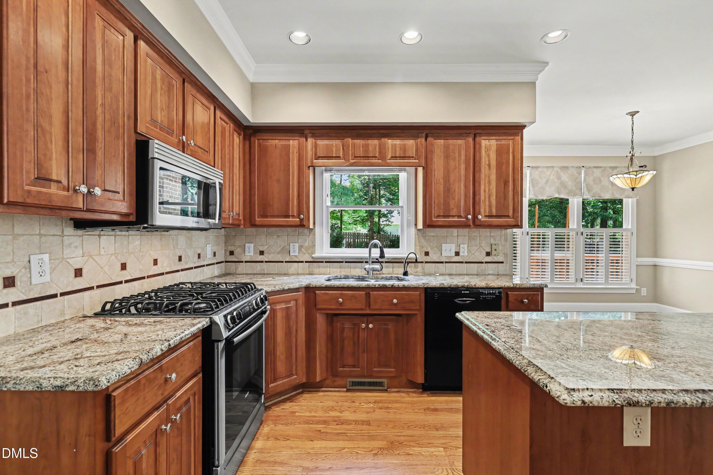 4708 Bartwood Drive Property Photo 14