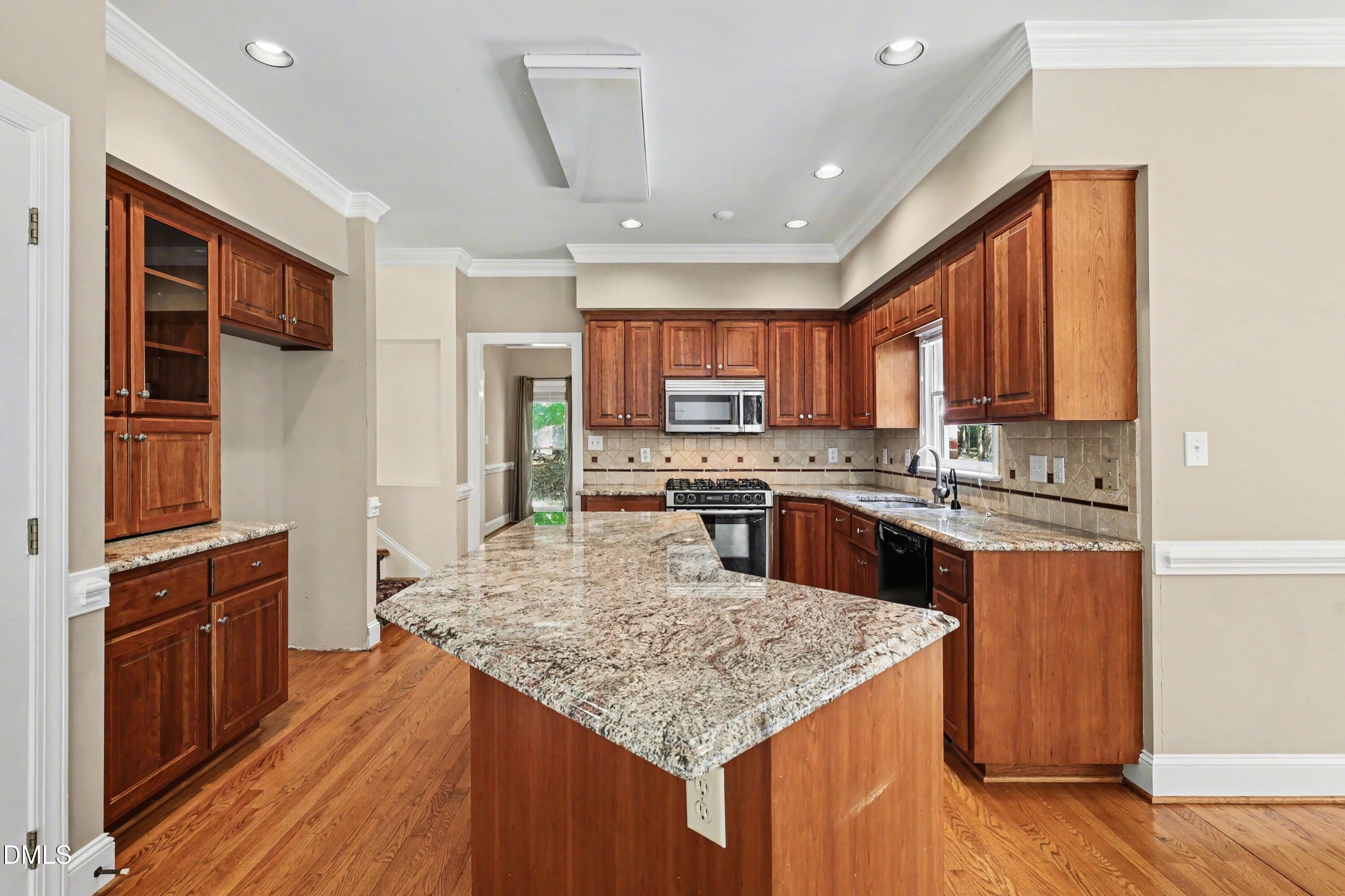 4708 Bartwood Drive Property Photo 17