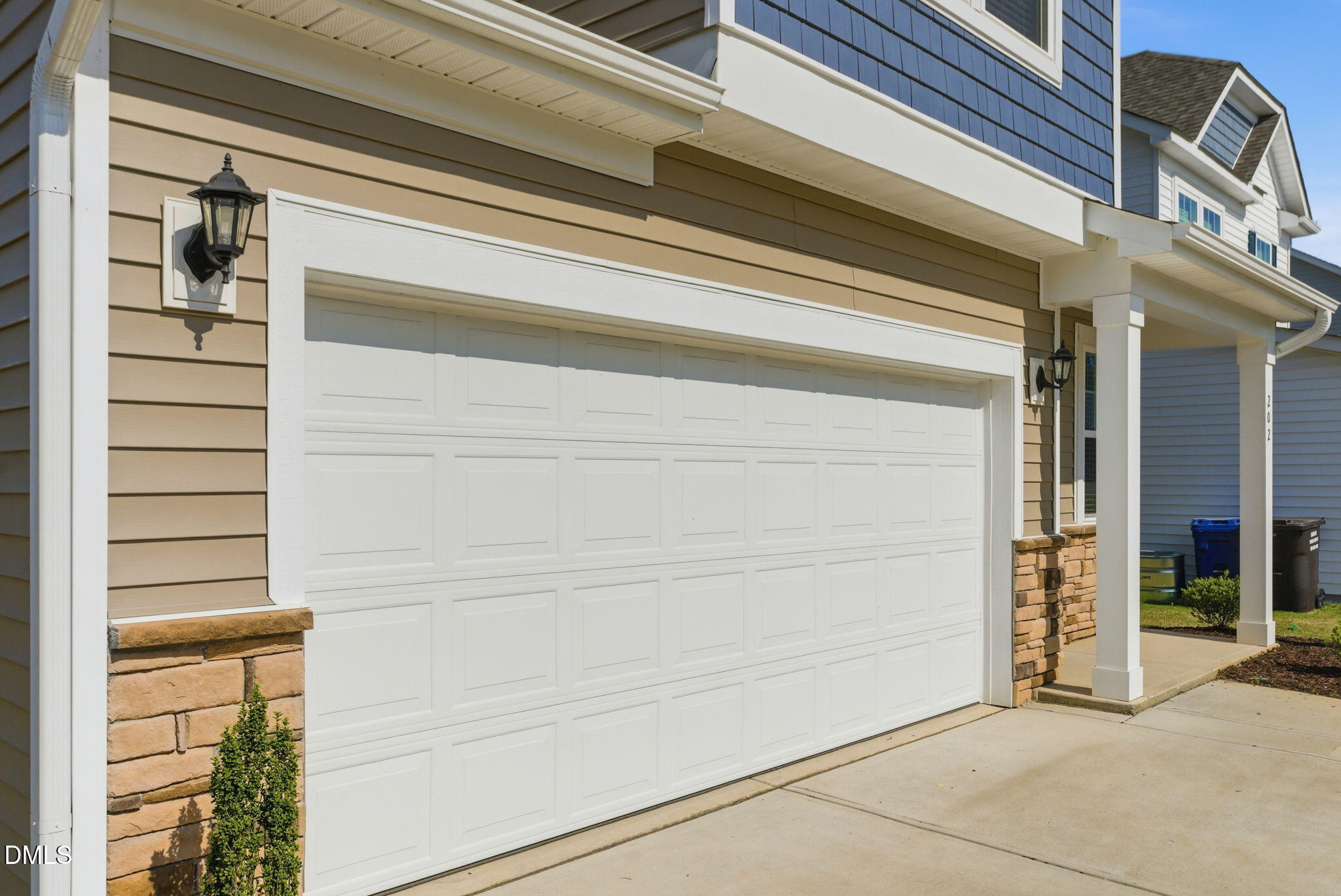 202 Burford Way Property Photo 5