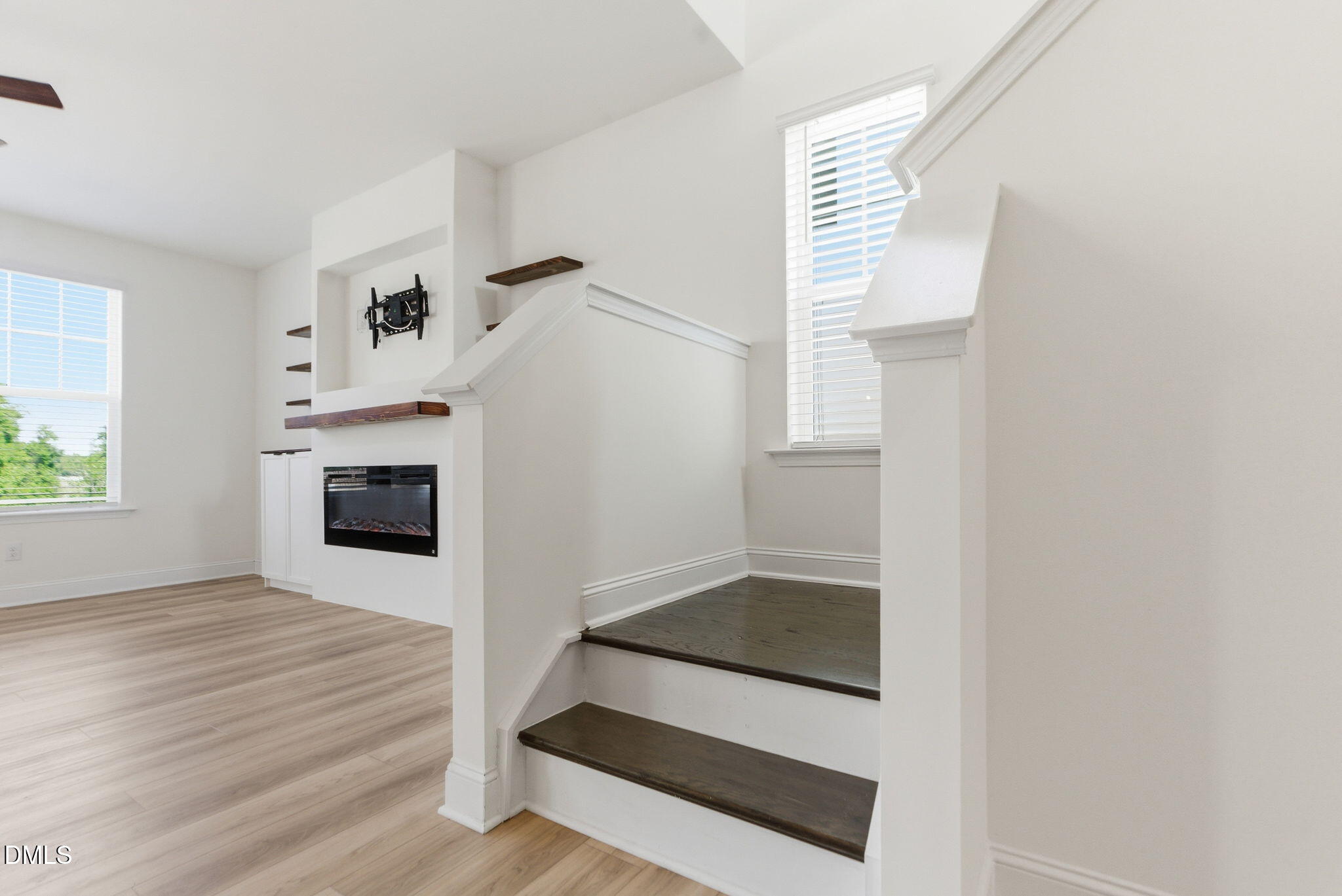 202 Burford Way Property Photo 42
