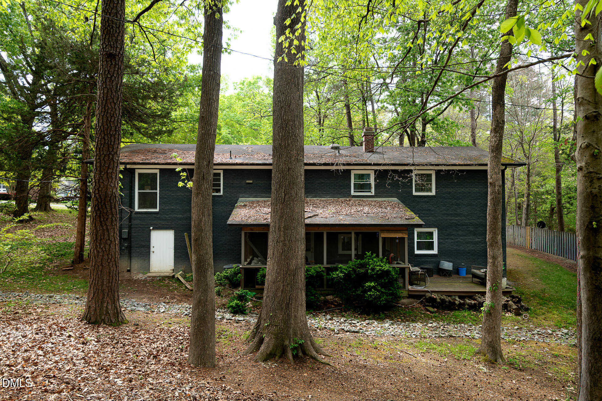 4050 Kelly Drive Property Photo 4