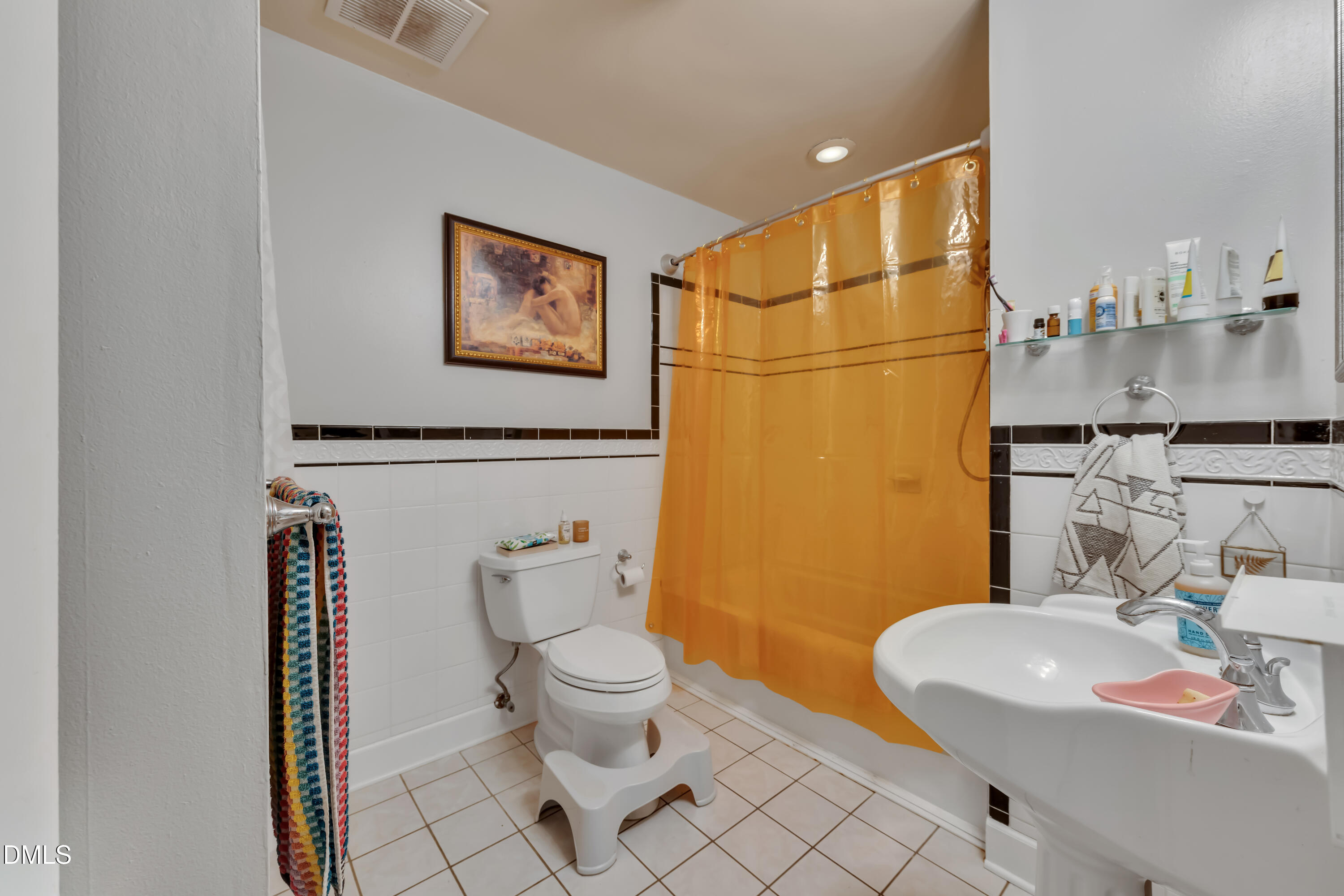4050 Kelly Drive Property Photo 9