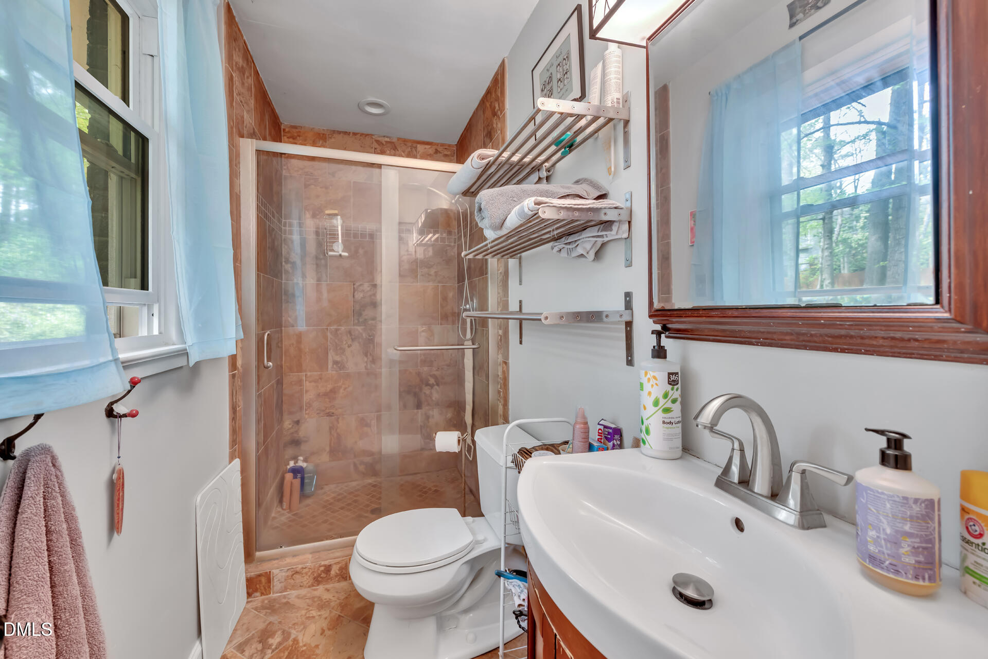4050 Kelly Drive Property Photo 11
