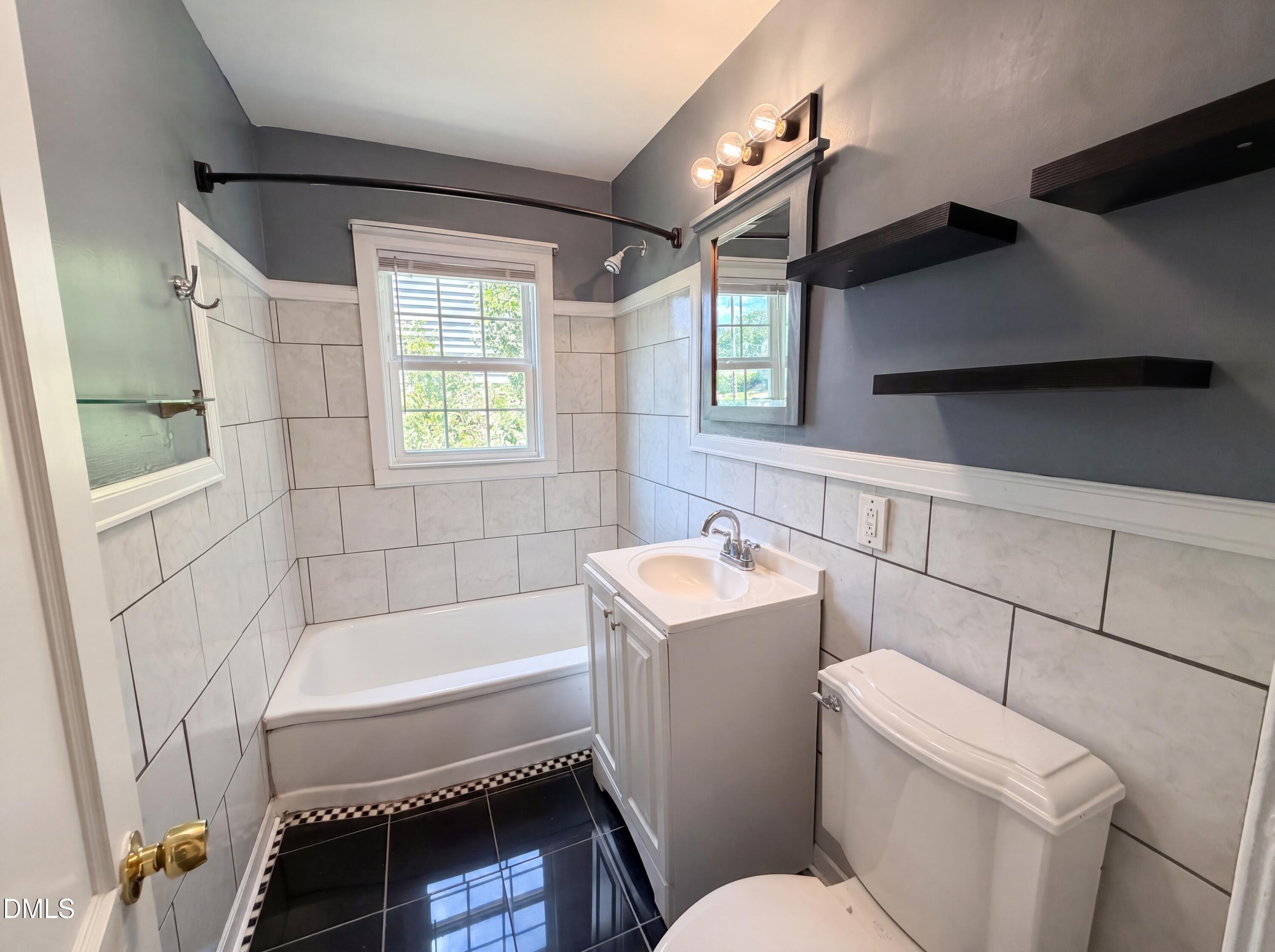 127 Nelson Street Property Photo 6