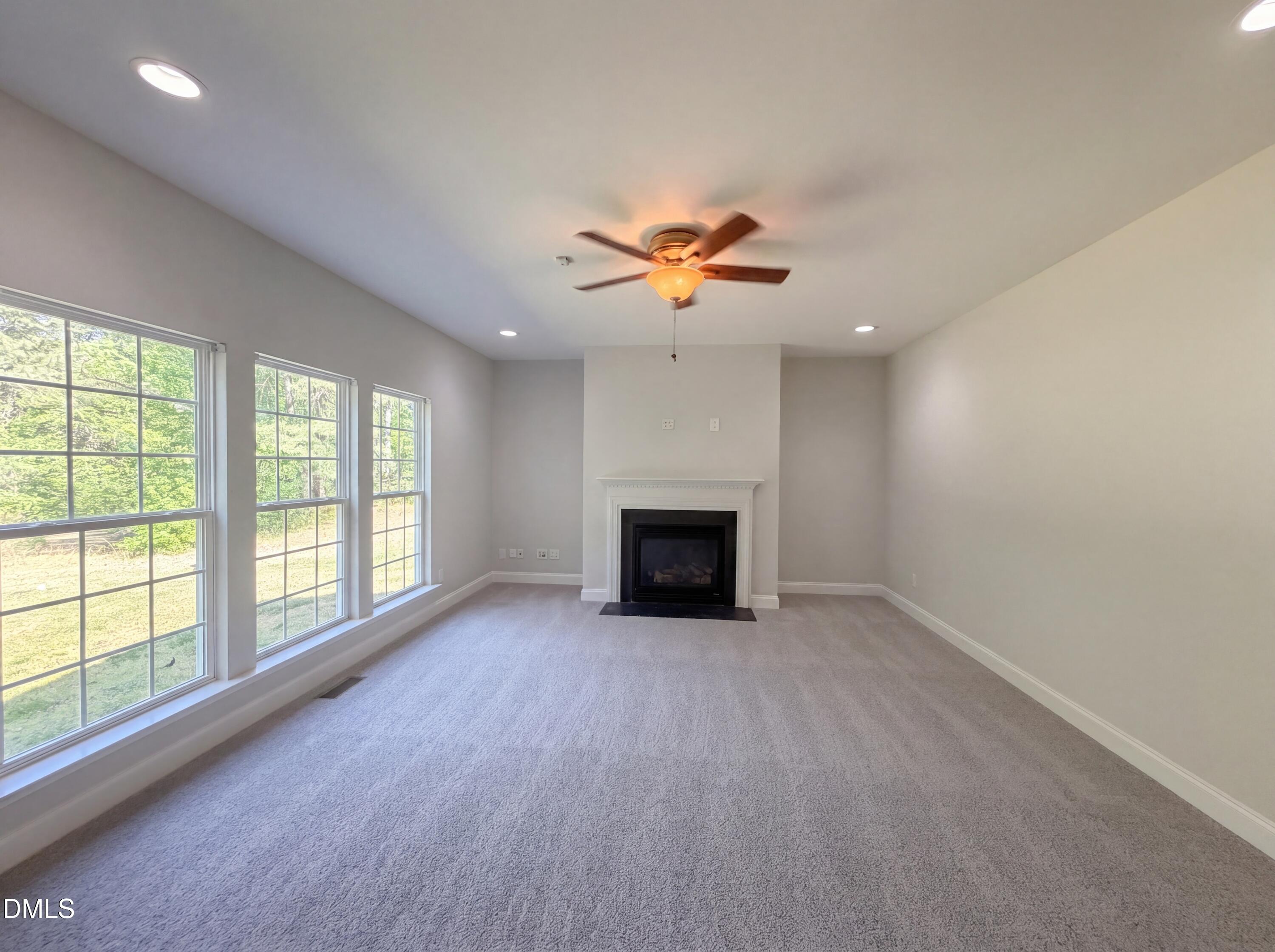 5073 Stonewood Pines Drive Property Photo 3