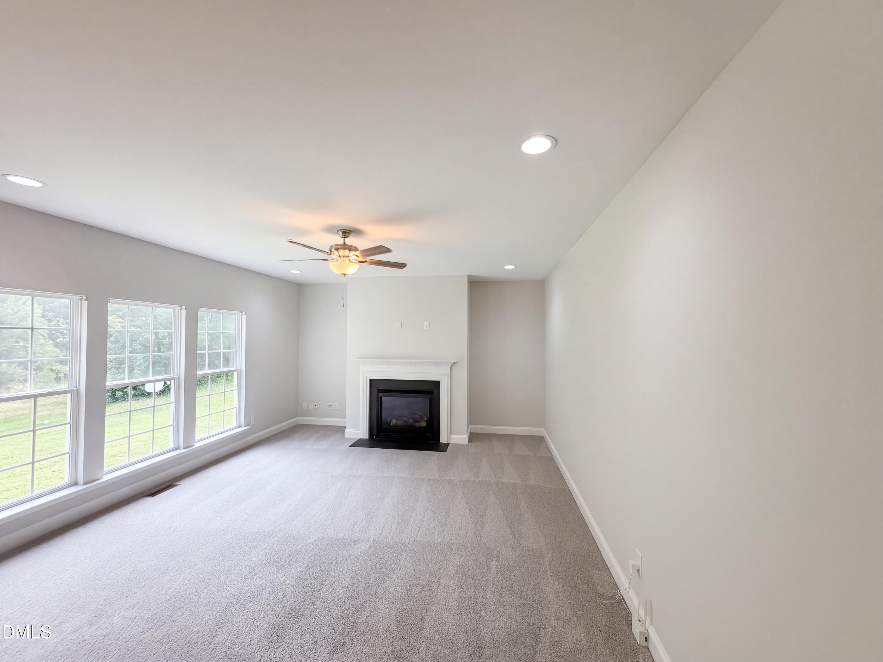5073 Stonewood Pines Drive Property Photo 5