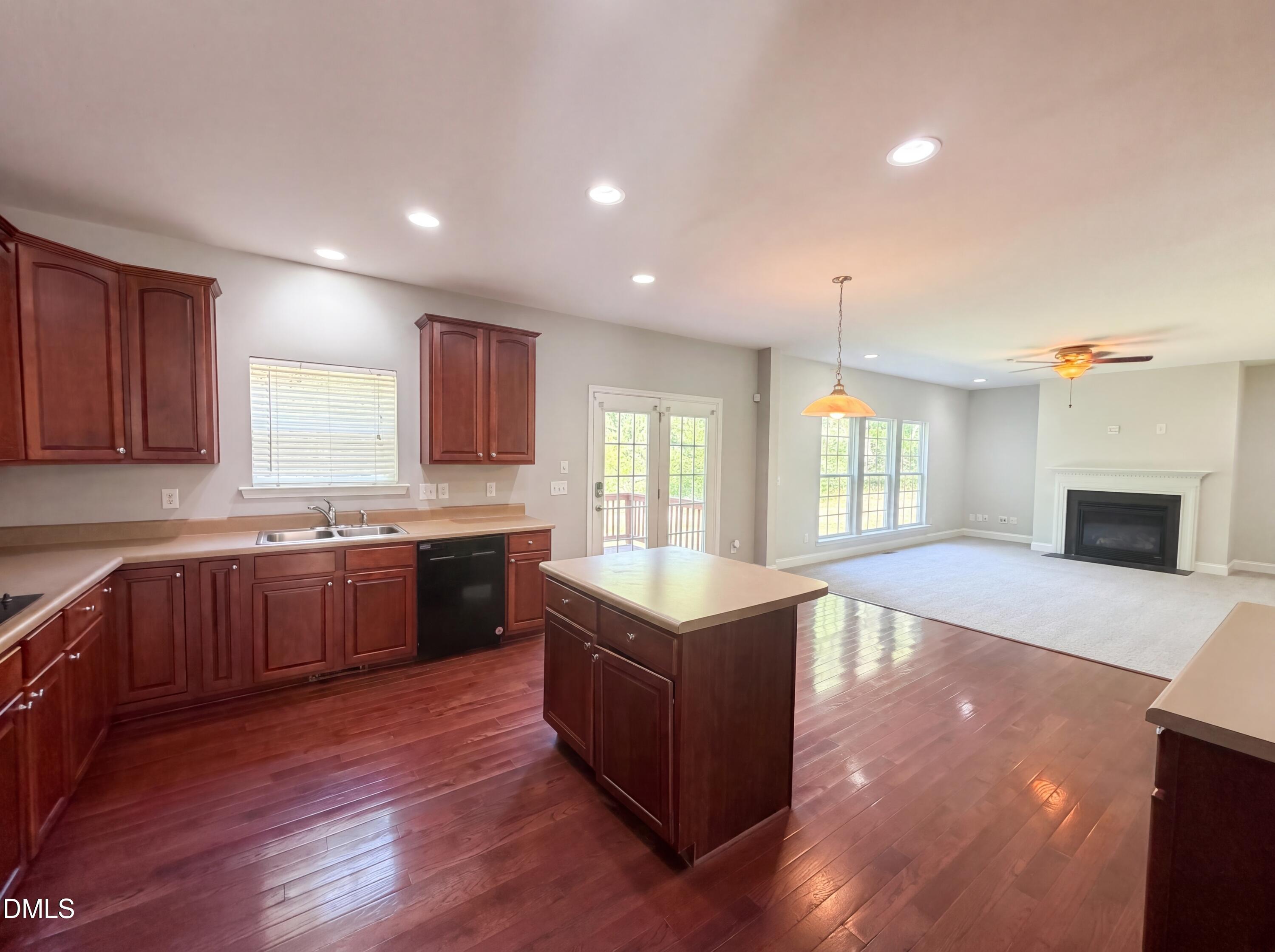 5073 Stonewood Pines Drive Property Photo 6