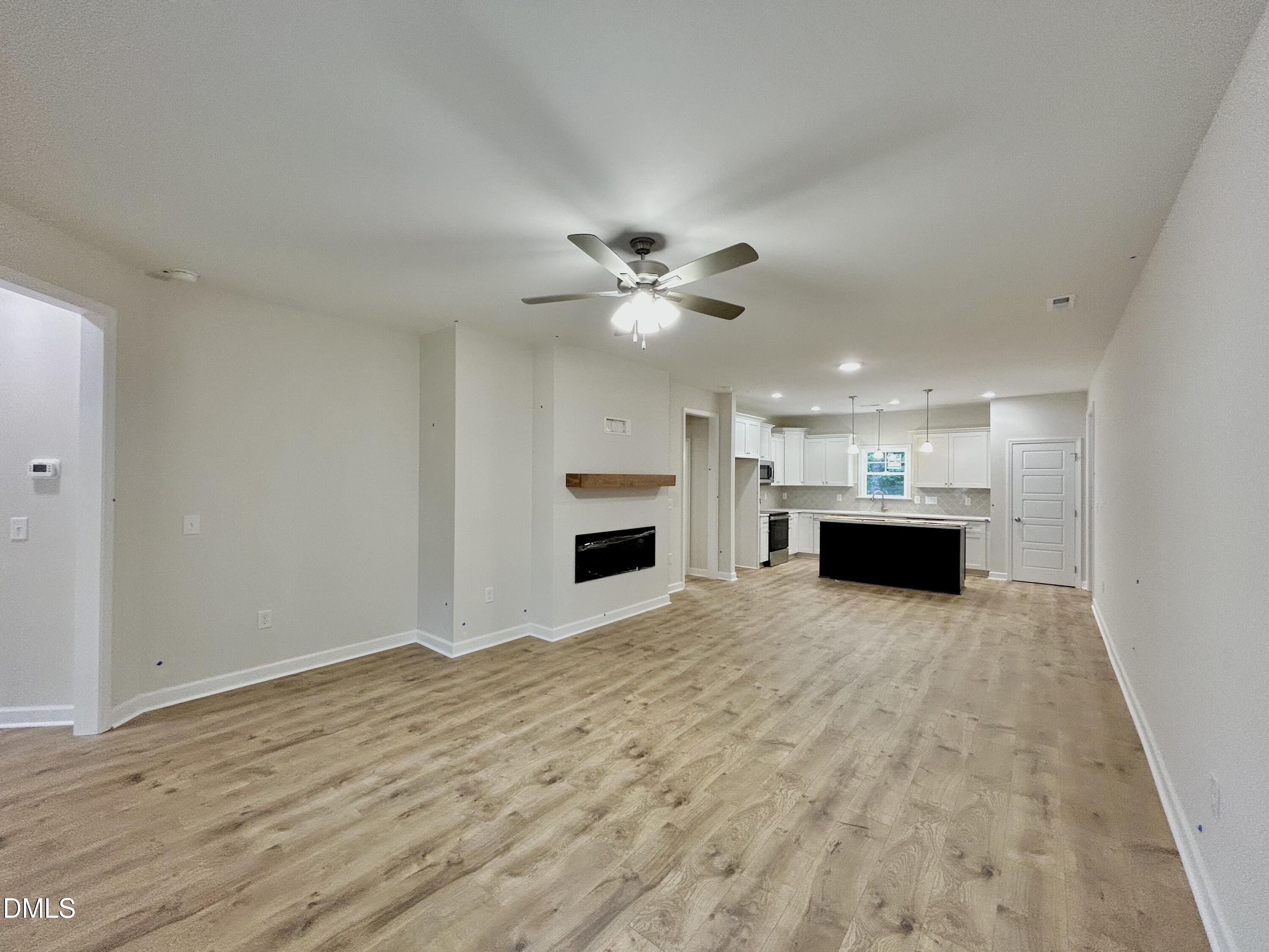 1749 Walnut Run Drive Property Photo 3
