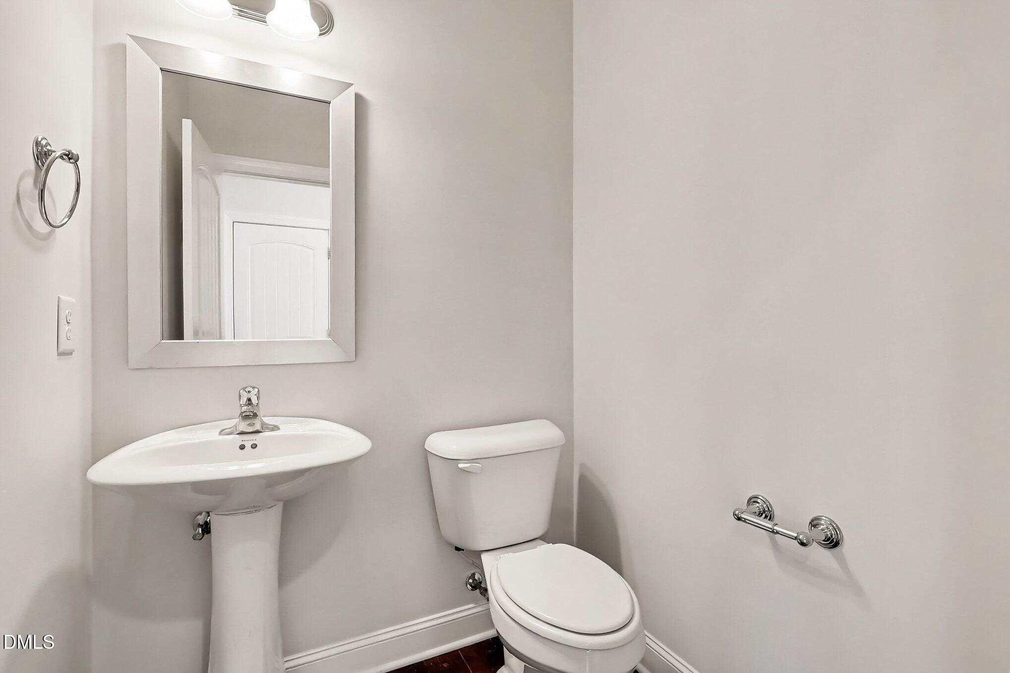1018 Traditions Ridge Drive Property Photo 16