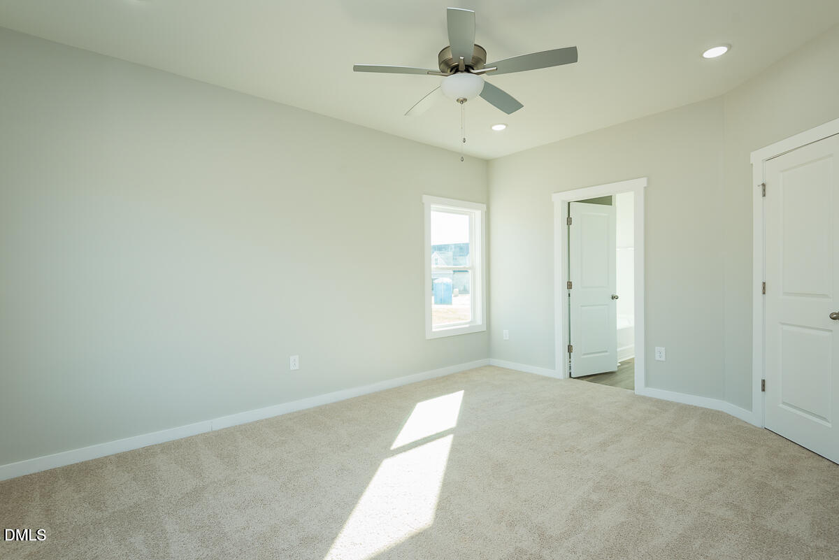 409 E Lee Avenue Property Photo 8