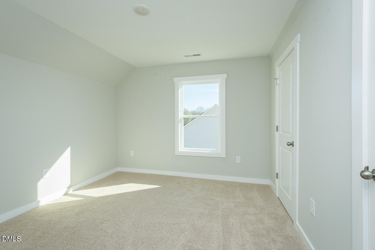 409 E Lee Avenue Property Photo 12