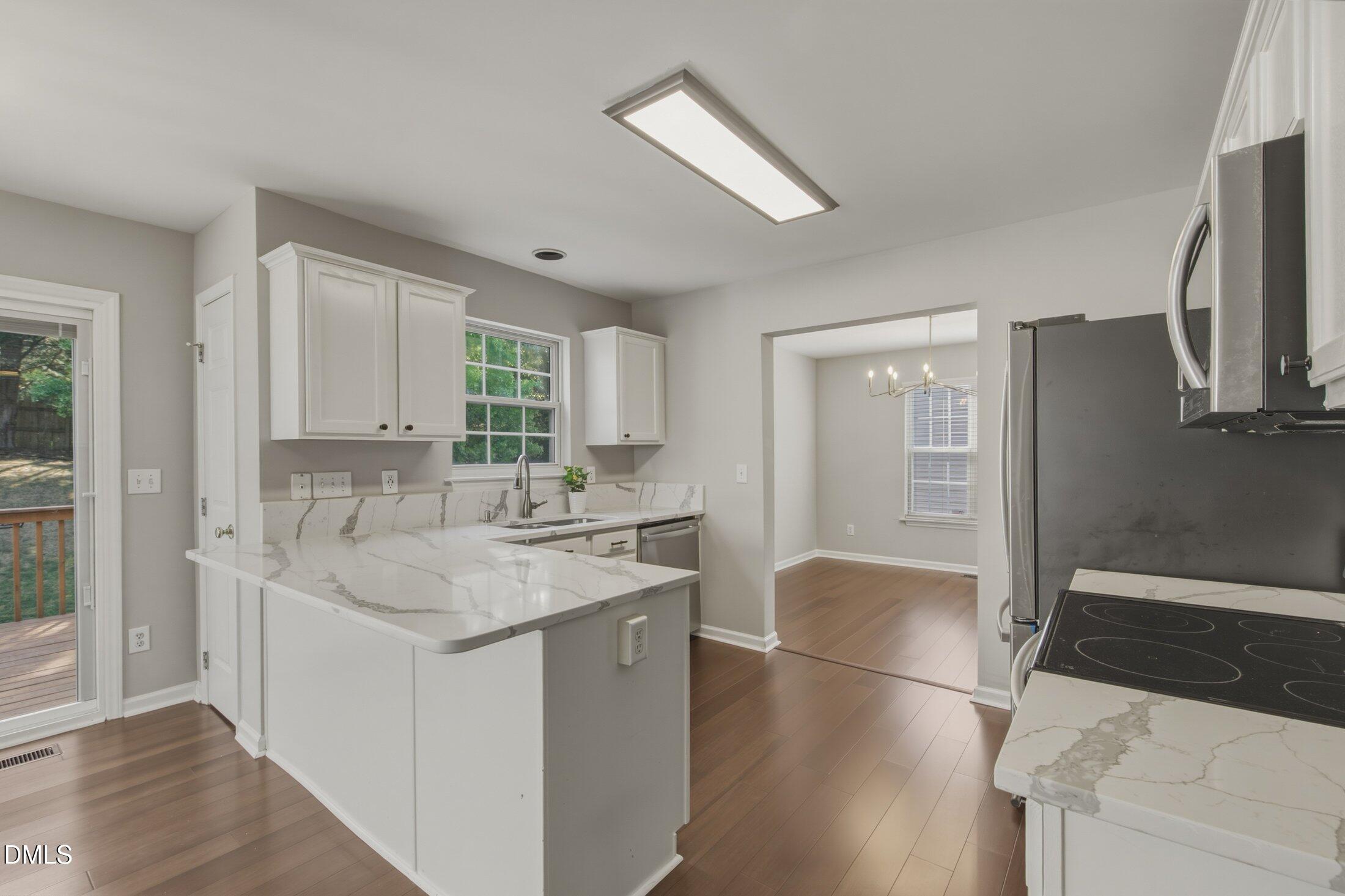 6519 Caverstone Drive Property Photo 12